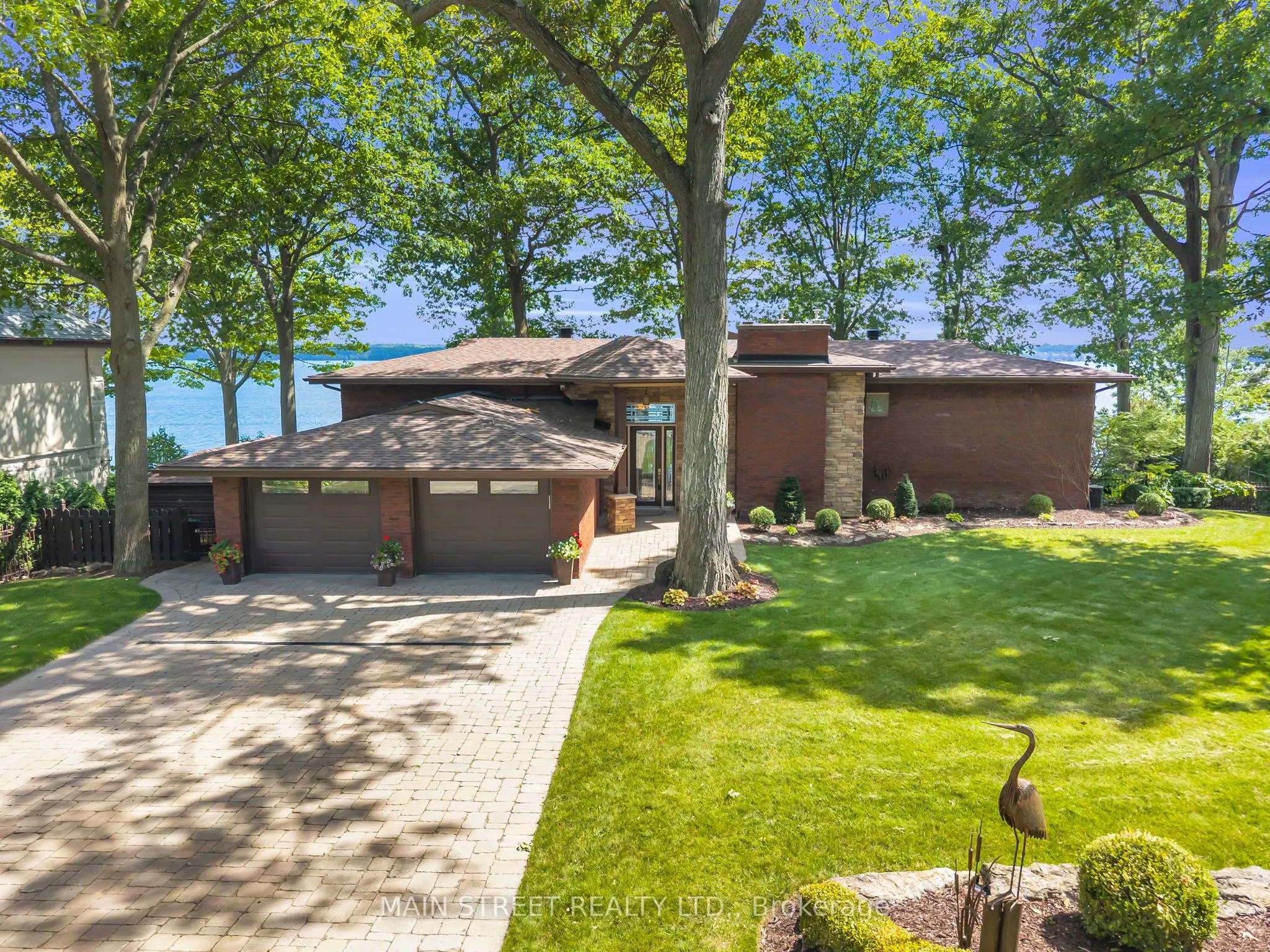 13 Georgina Drive S