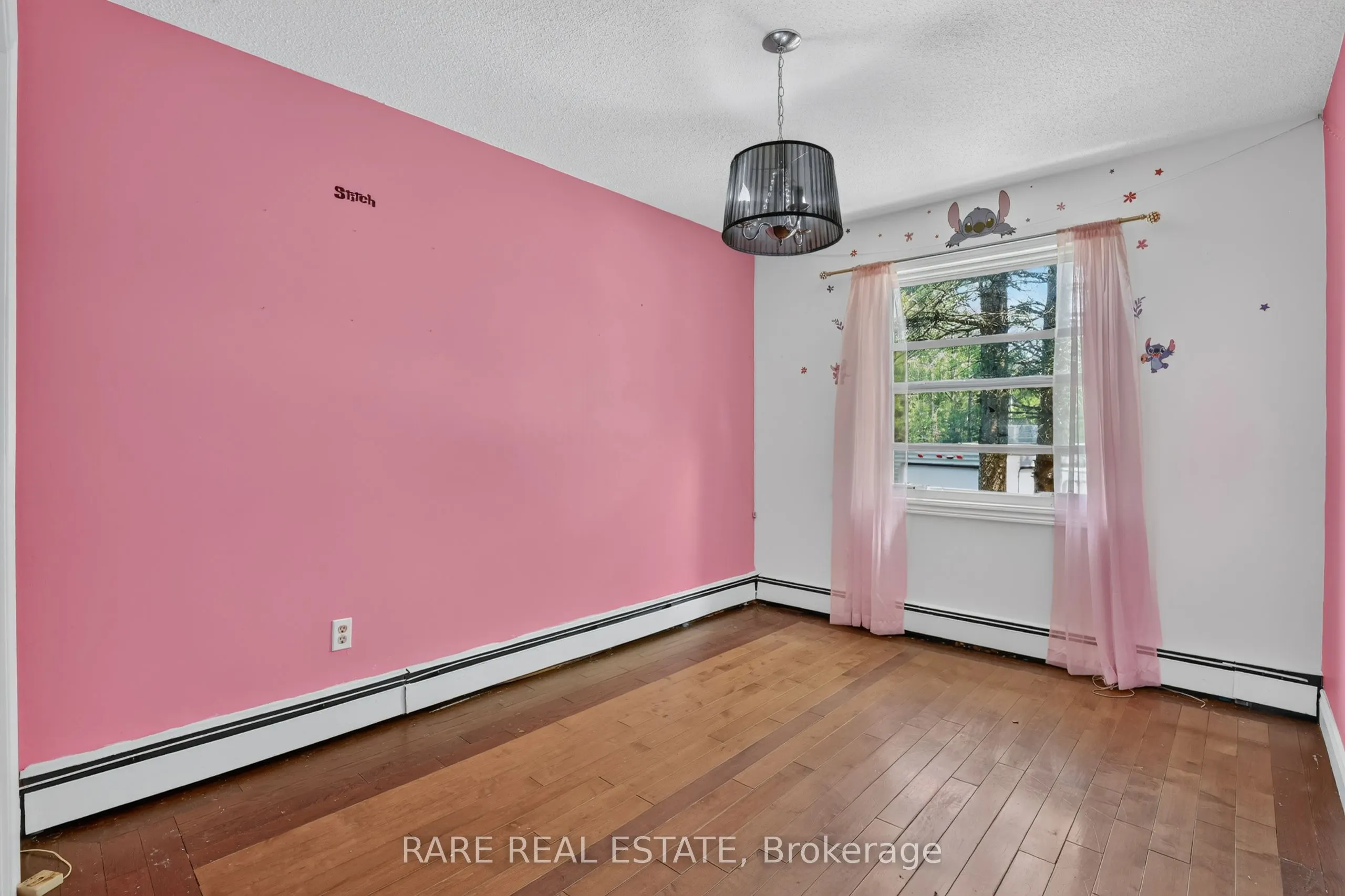 14 Pineway Court