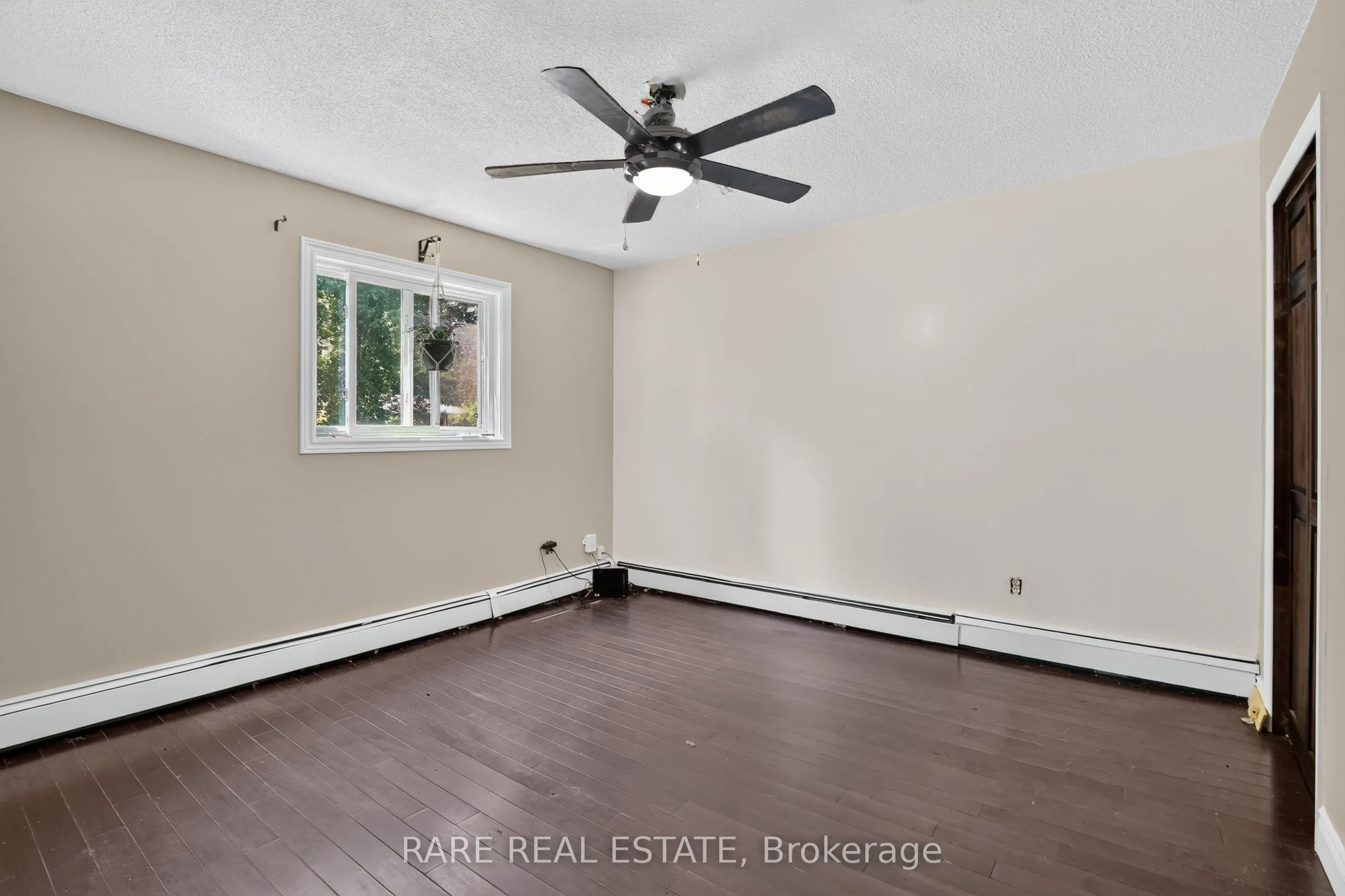 14 Pineway Court