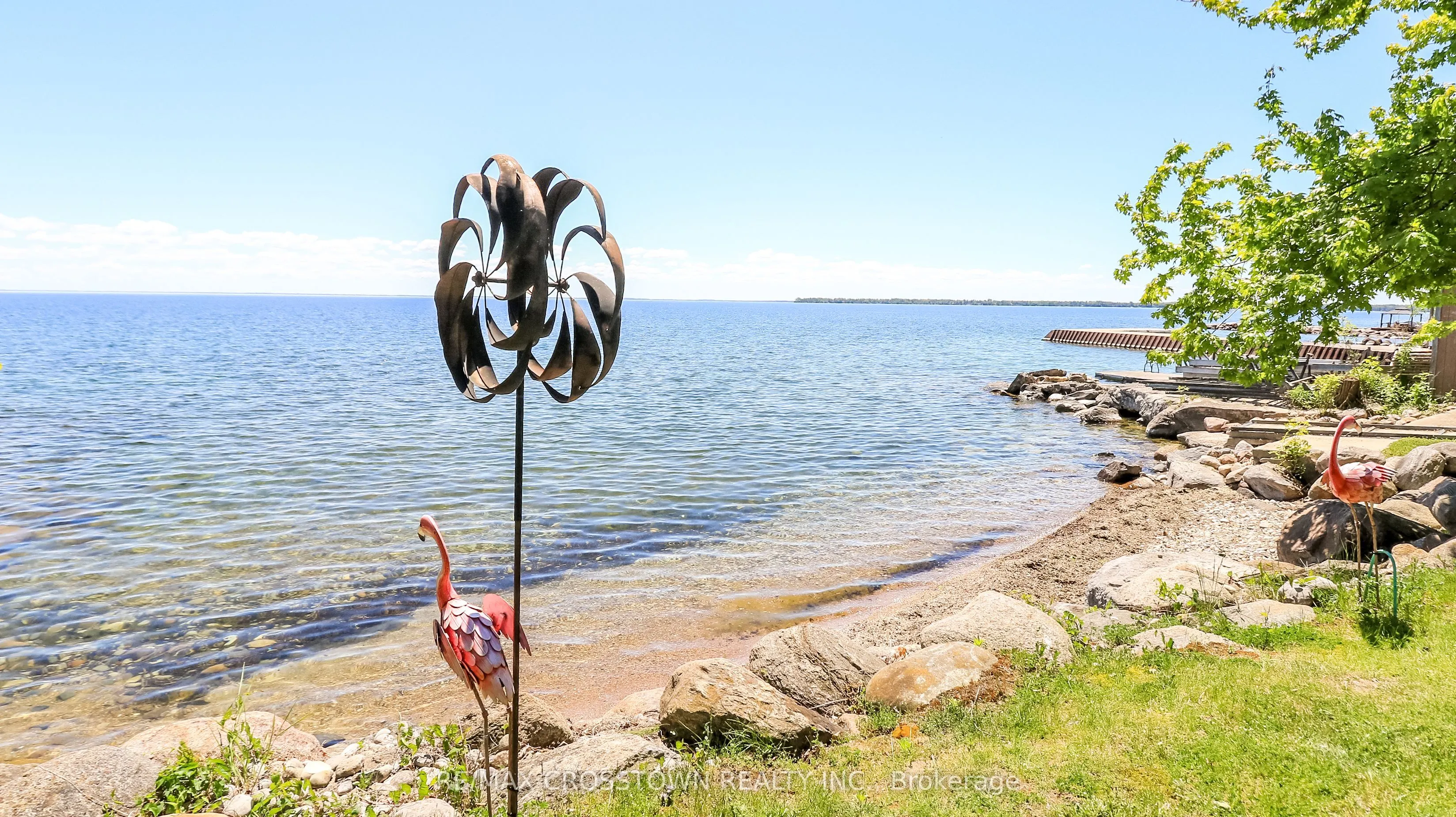 183 Lakeshore Road W