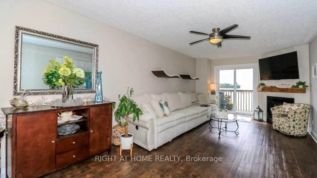 43 OLIVE Crescent #201