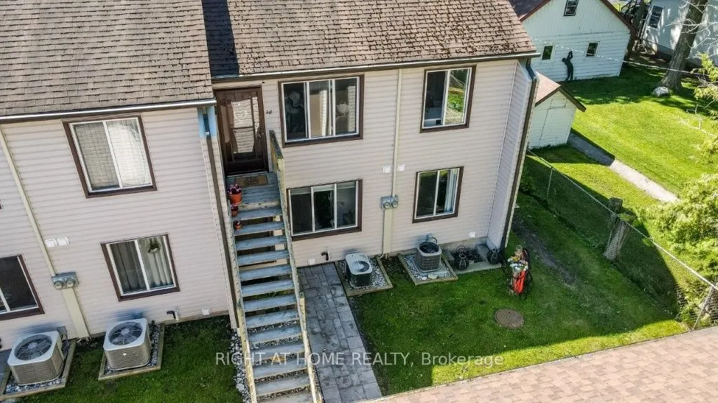 43 OLIVE Crescent #201