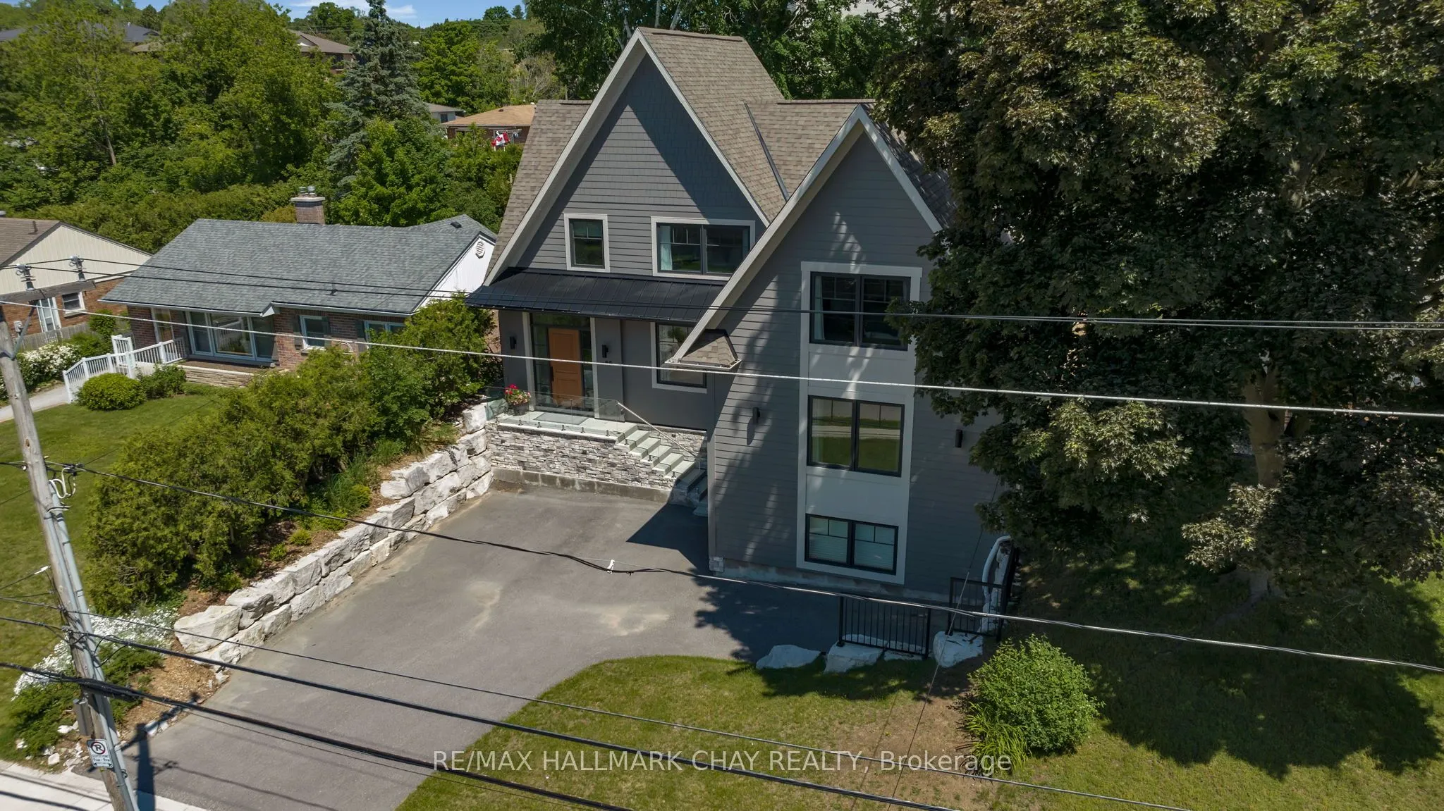 98 Shanty Bay Road