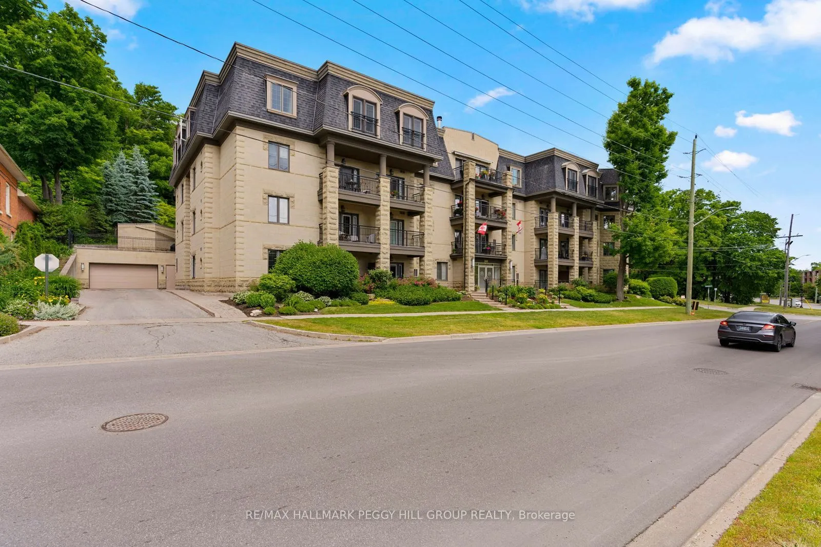 200 Collier Street #104