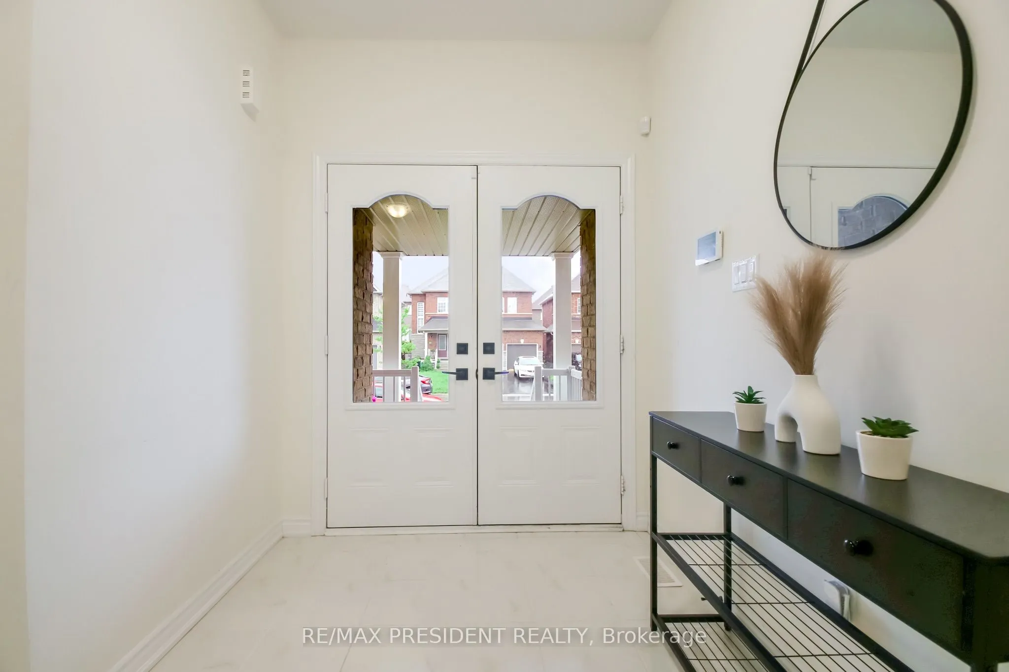 4 Cypress Point Street