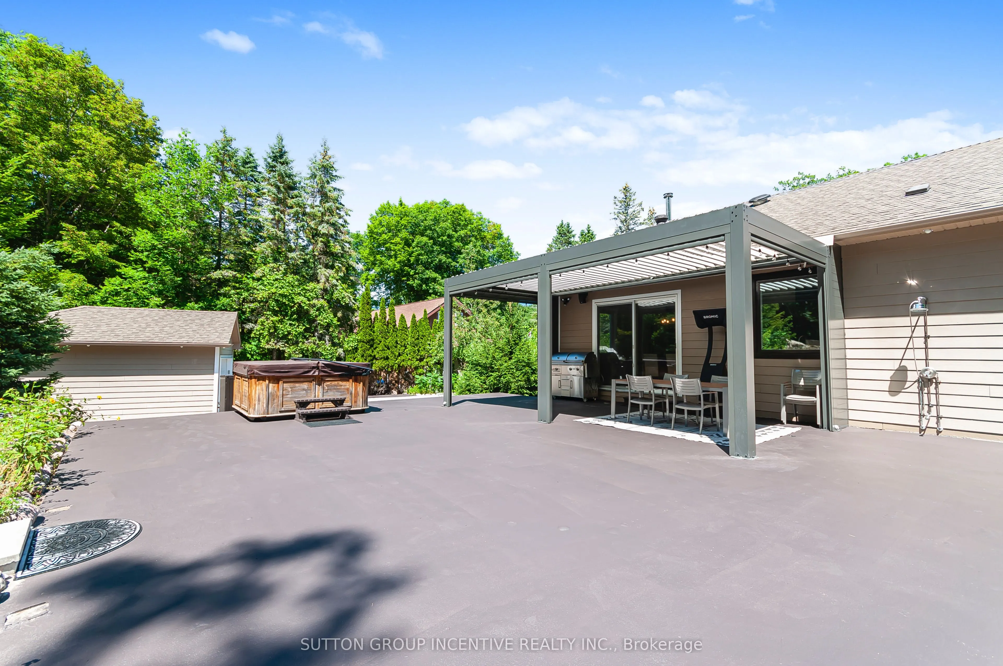 26 Shades Valley Road