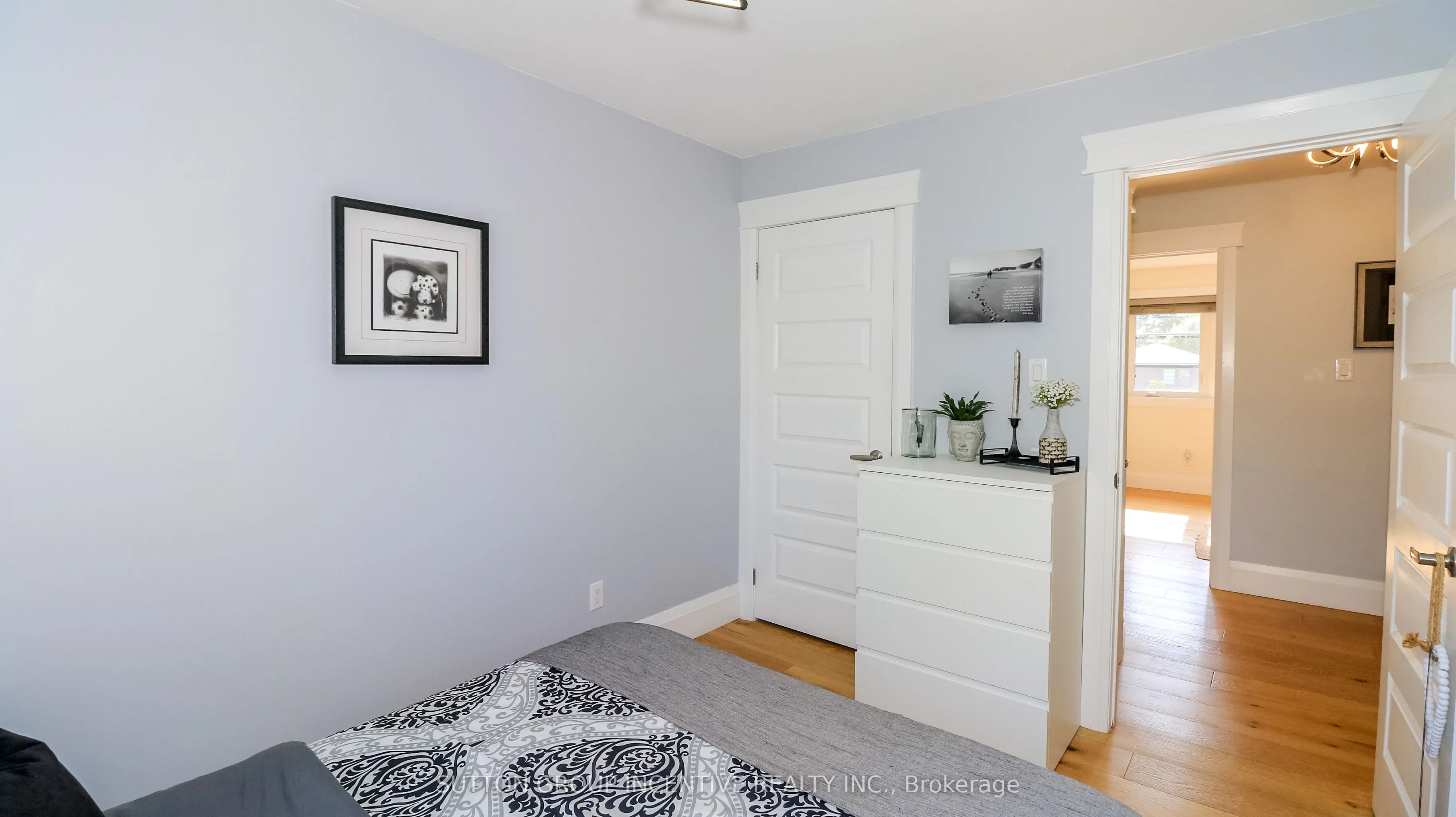 40 Varden Avenue