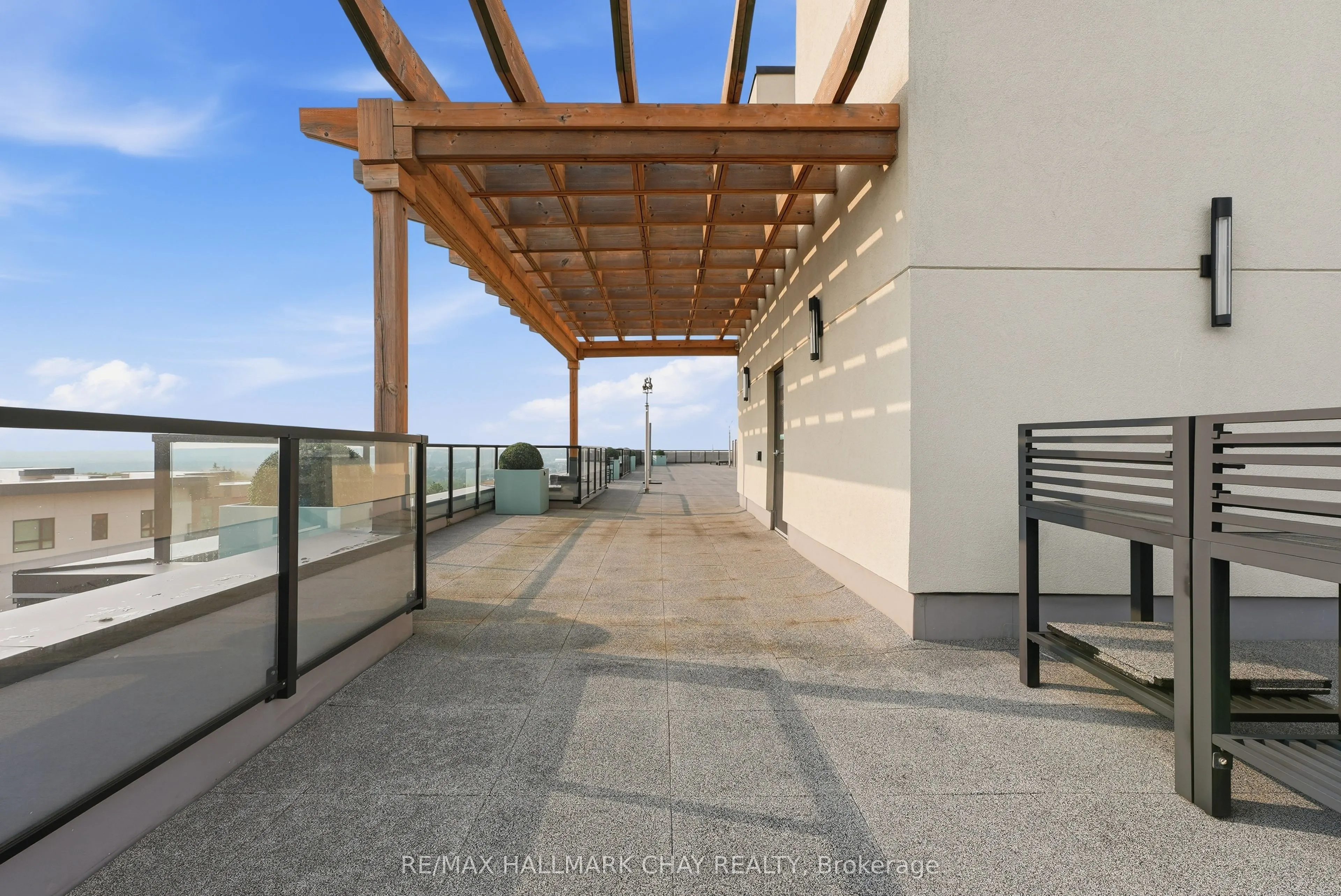 302 Essa Road #409