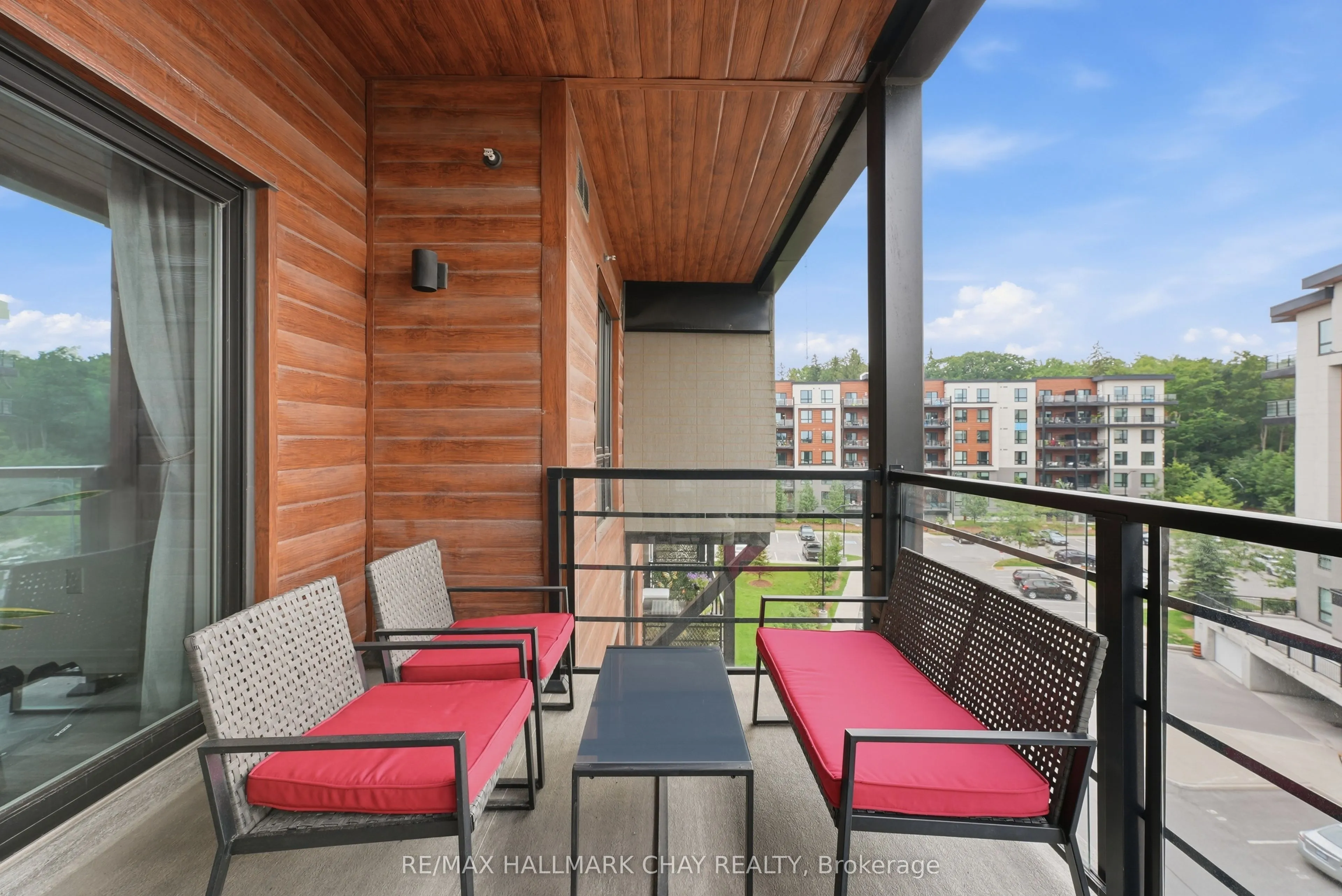 302 Essa Road #409