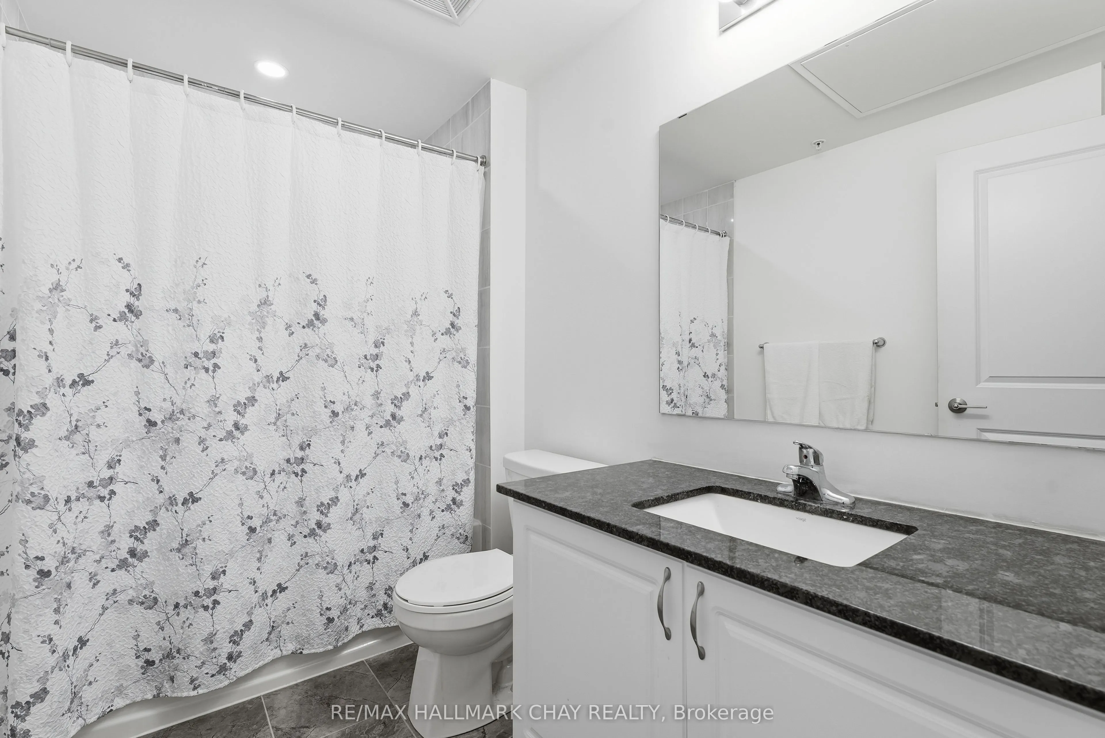 302 Essa Road #409