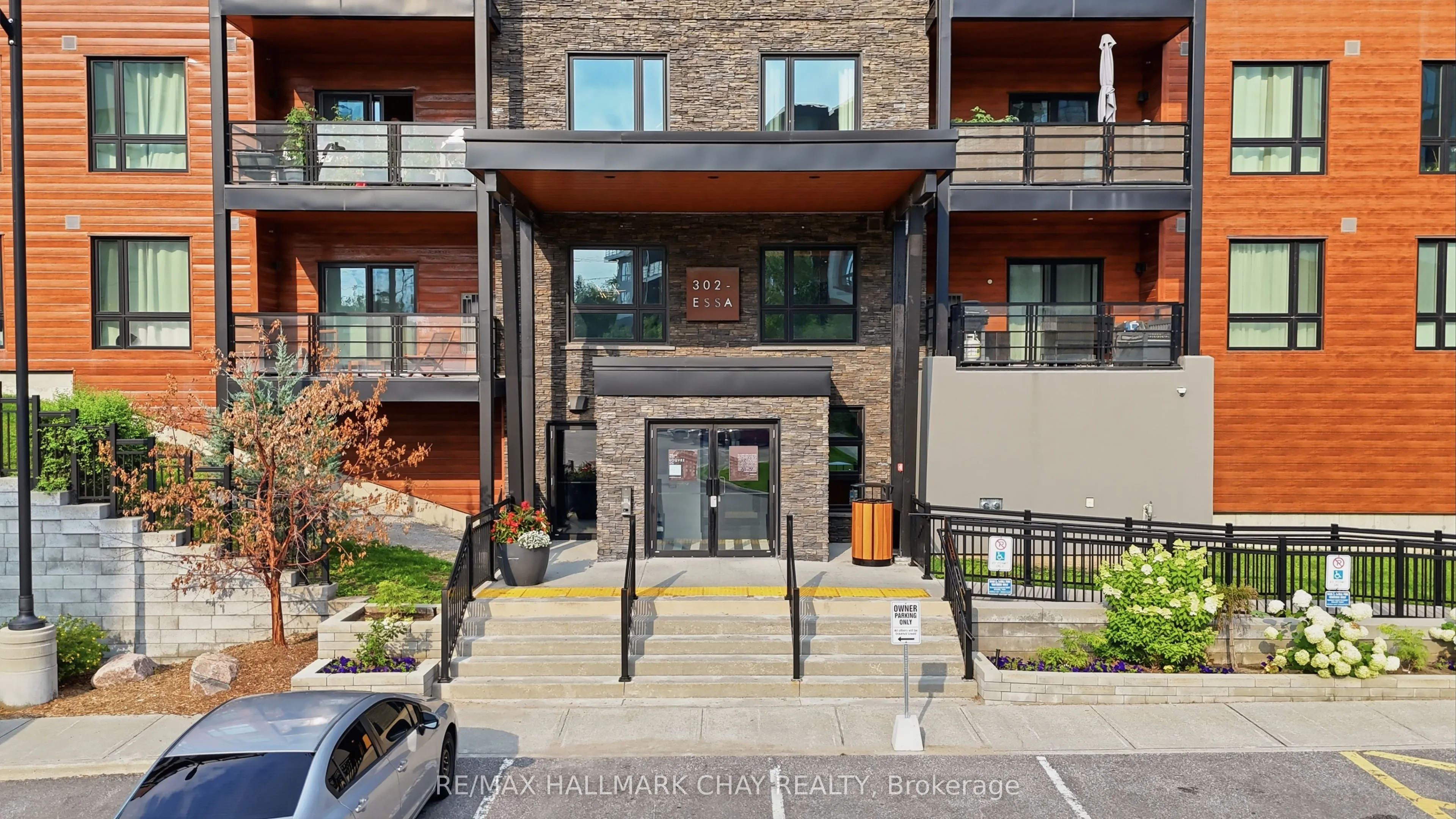 302 Essa Road #409