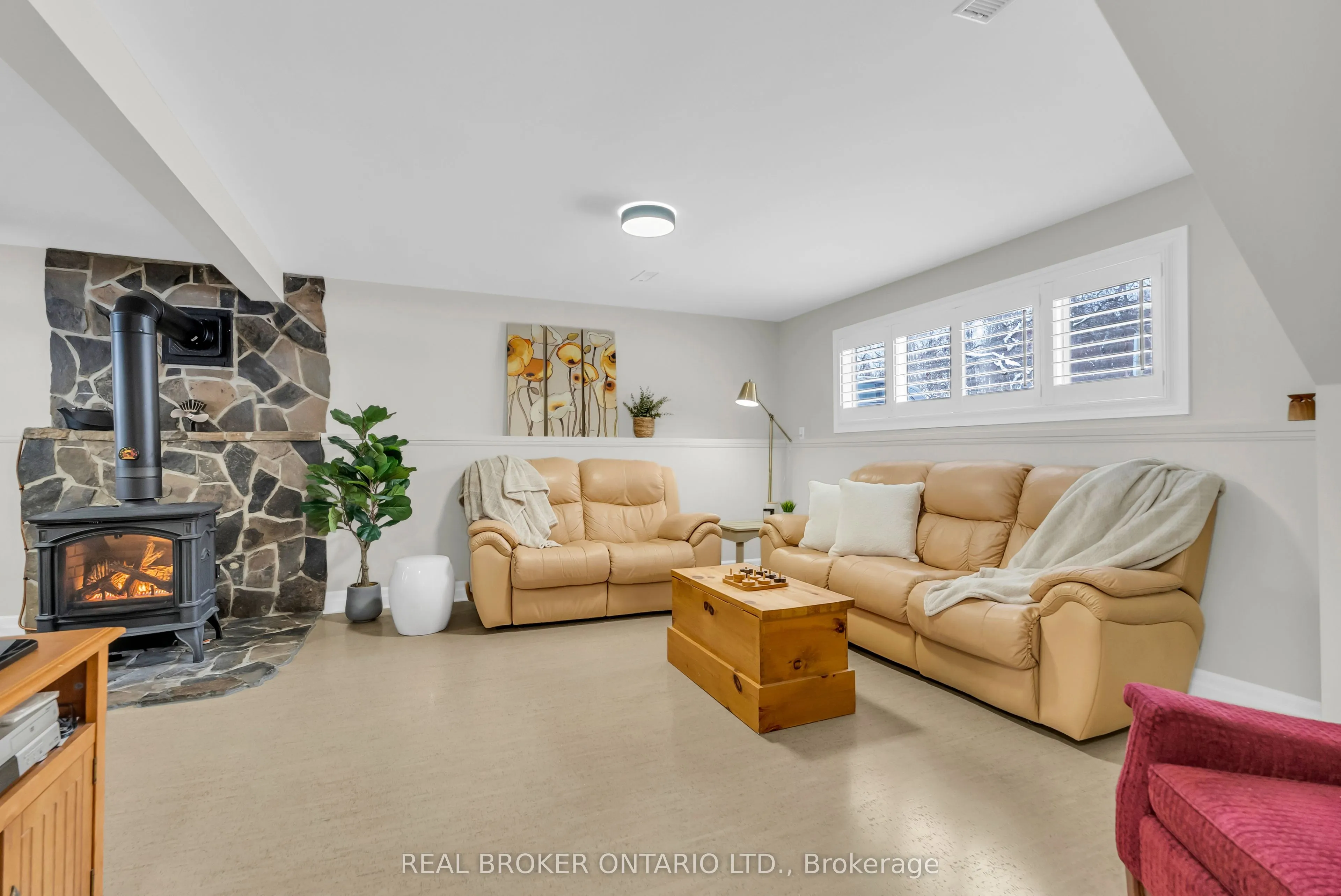 2477 Old Fort Road