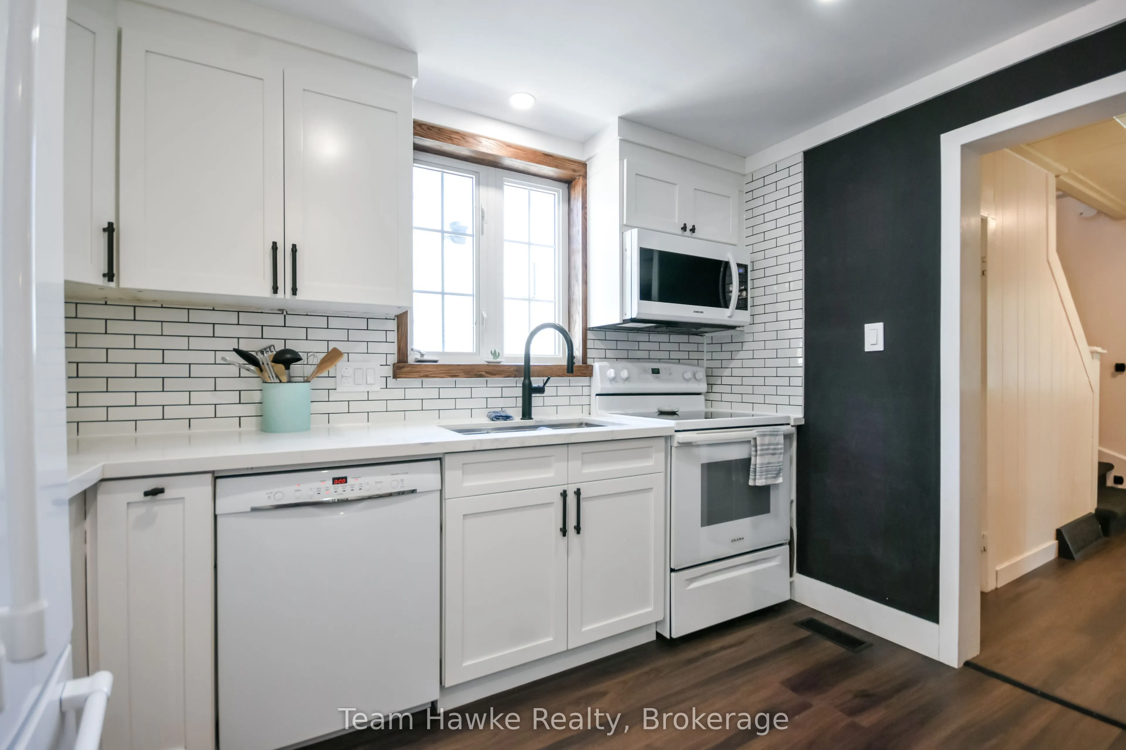 346 Yonge Street