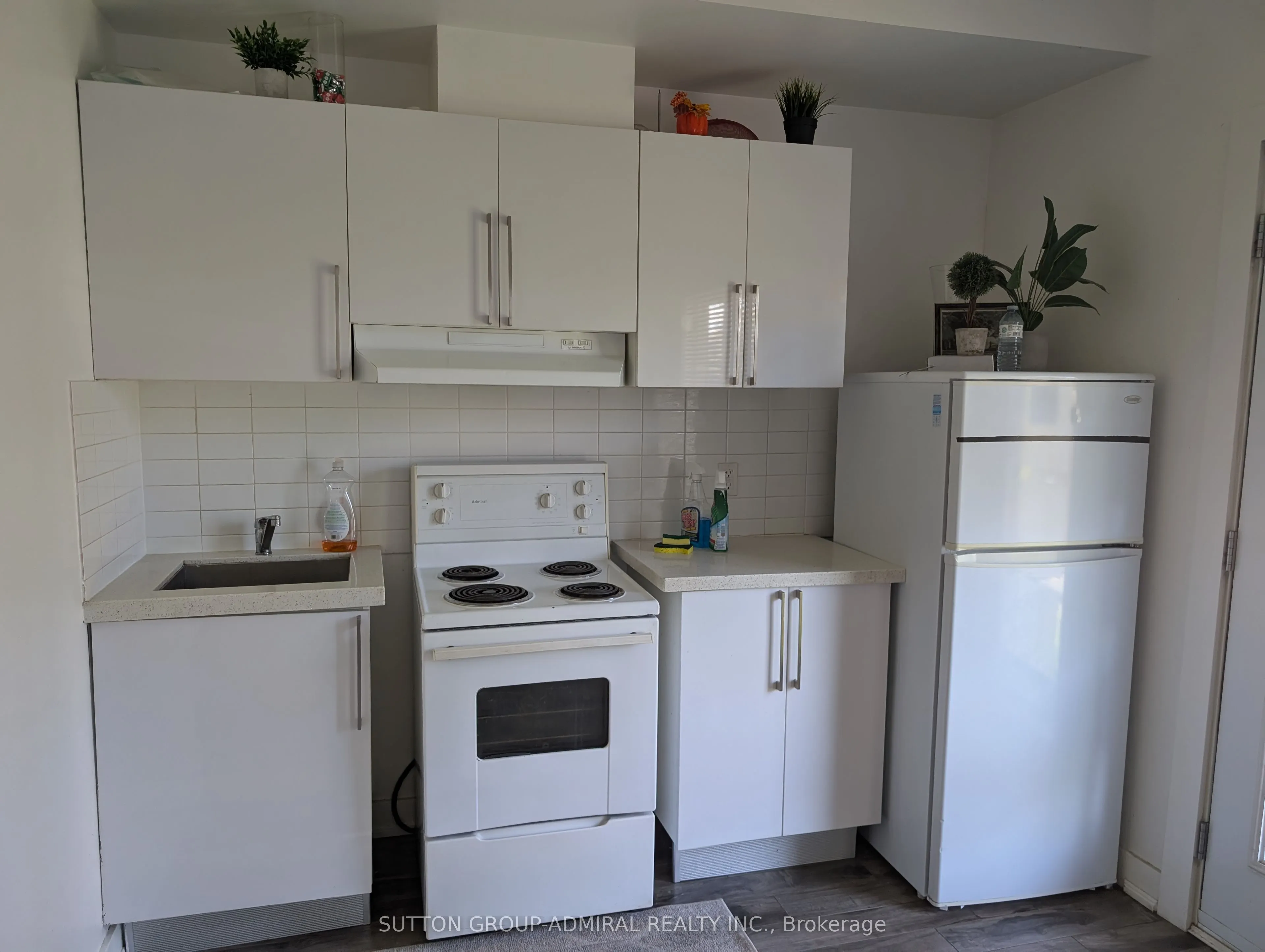 540 Essa Road #17