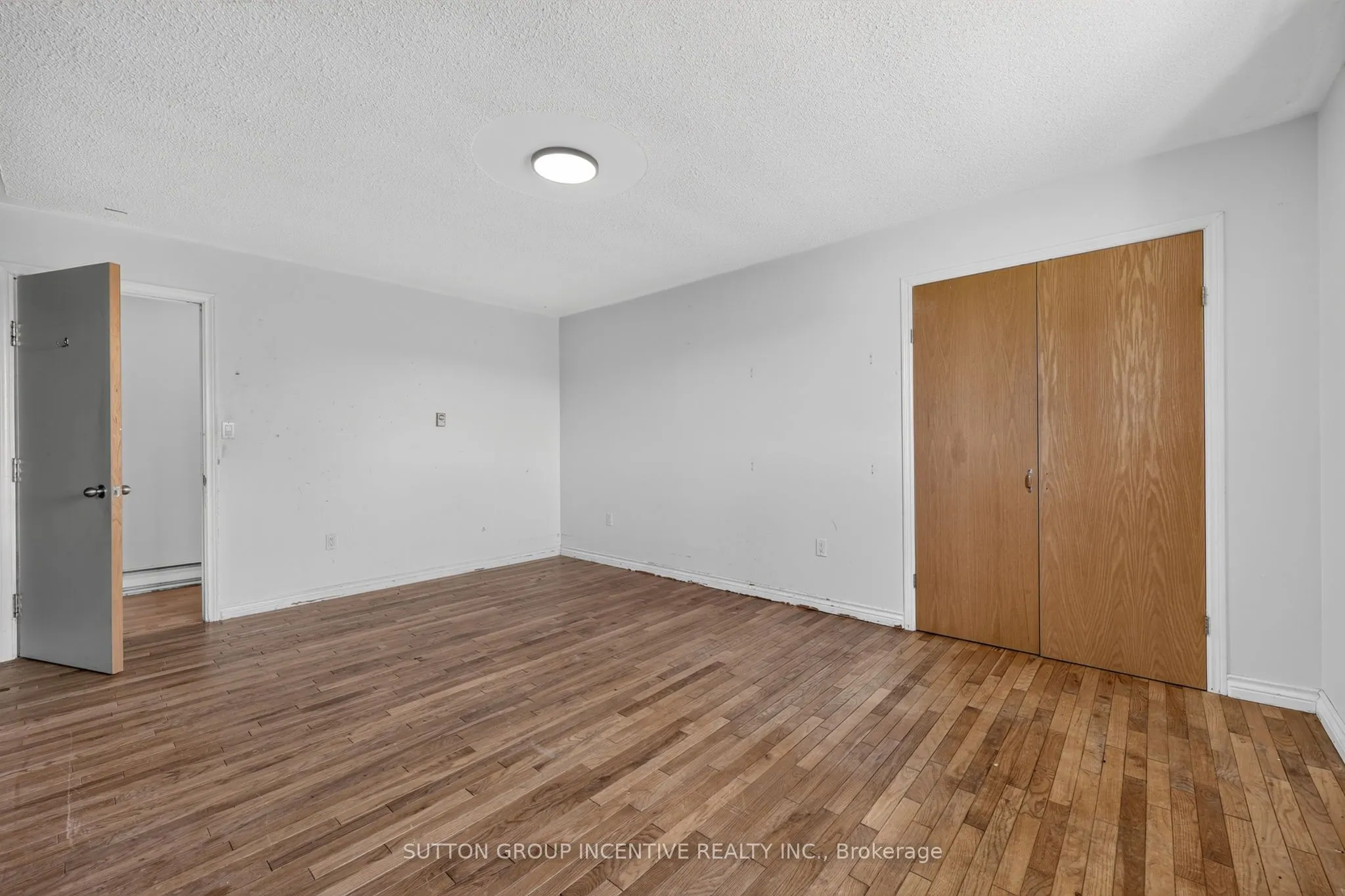 160 Lafontaine Road W