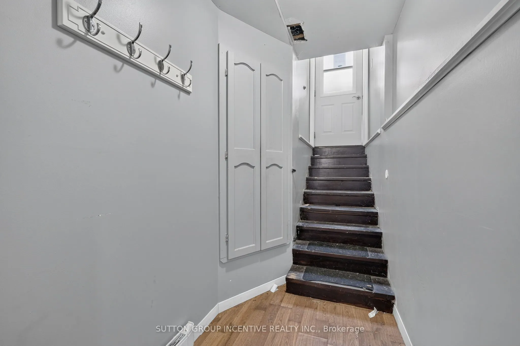 160 Lafontaine Road W