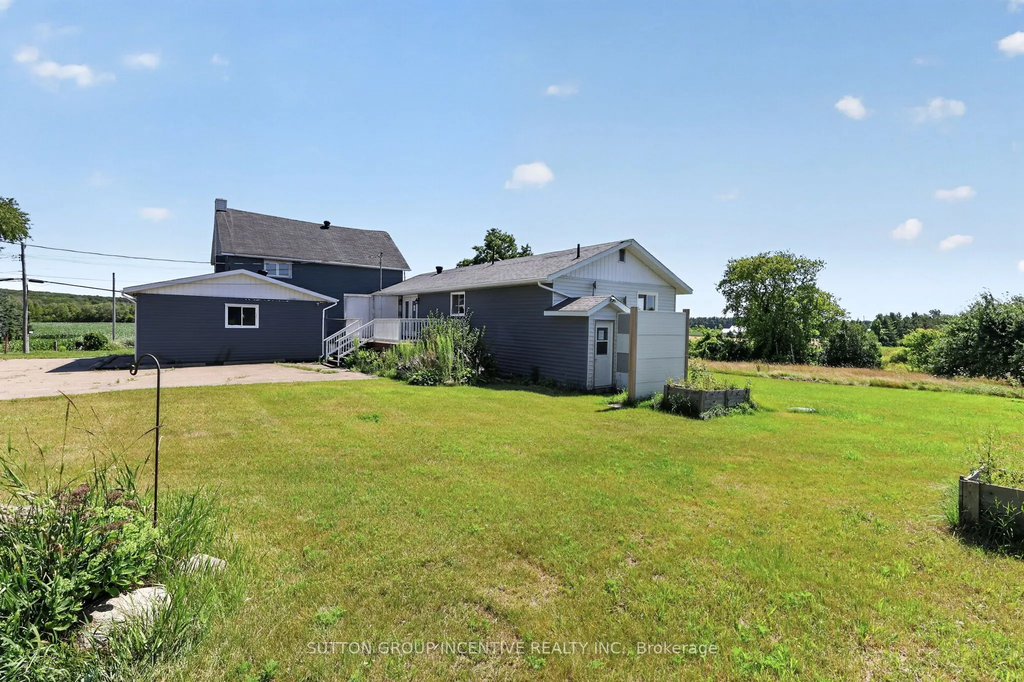 160 Lafontaine Road W