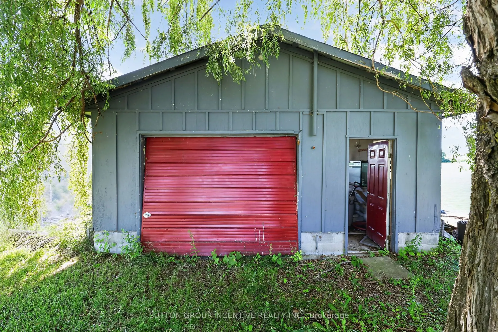 160 Lafontaine Road W