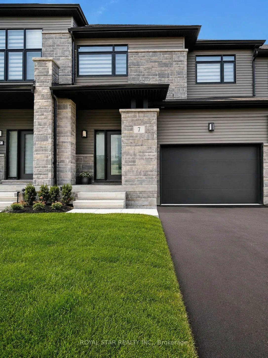 7 Federica Crescent