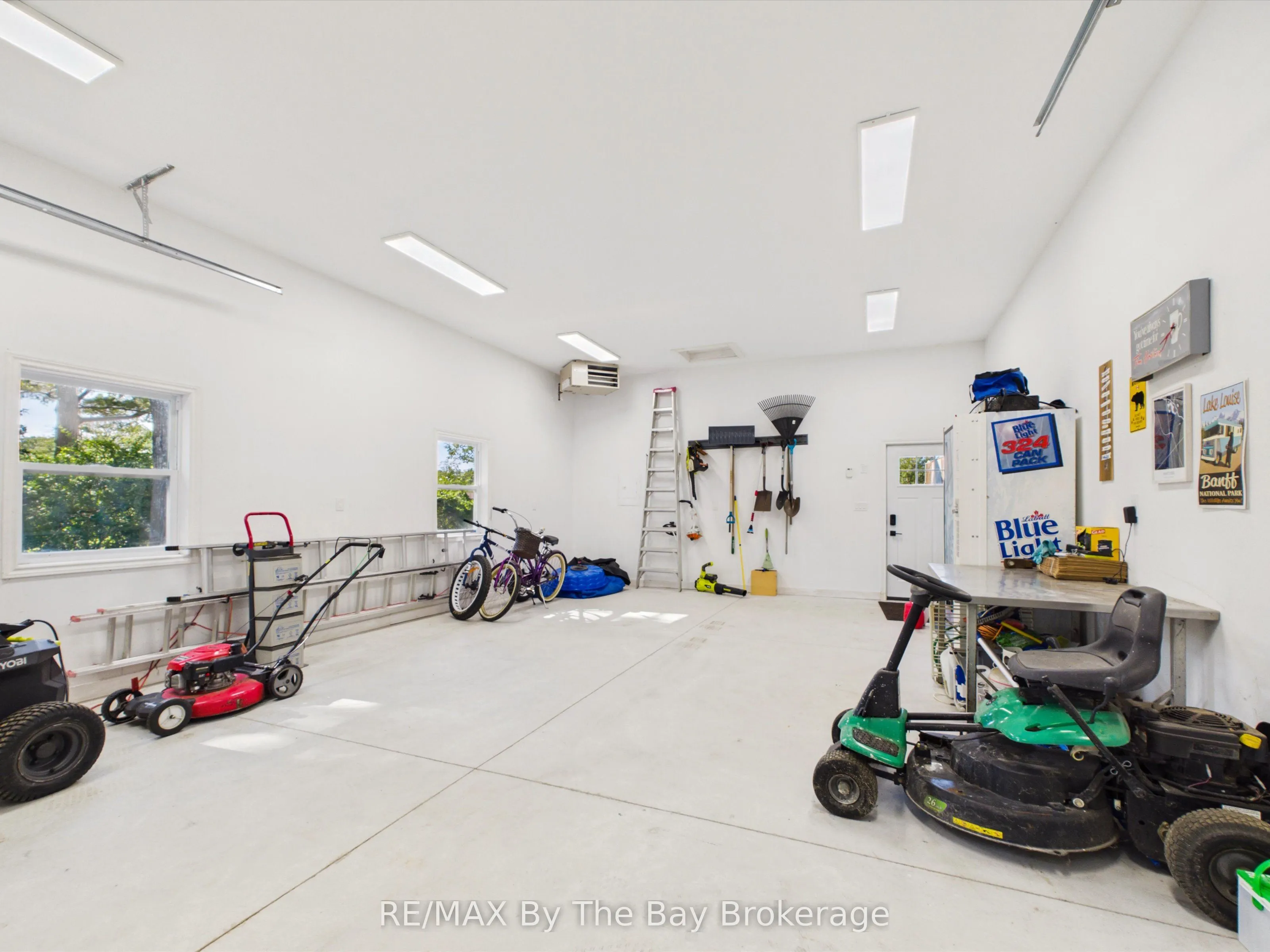 2056 River Road W