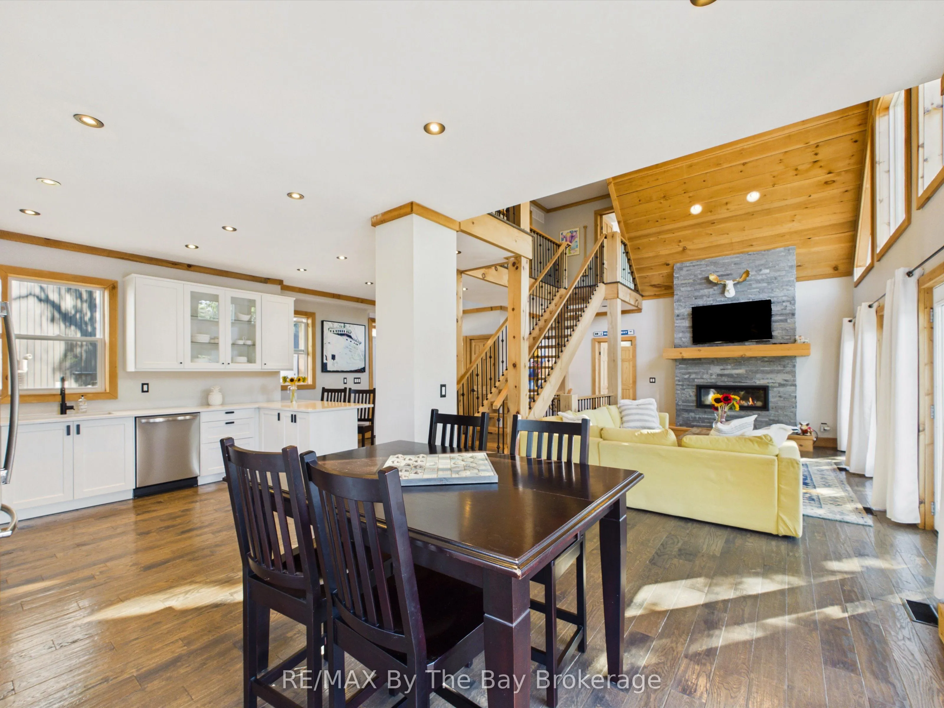 2056 River Road W