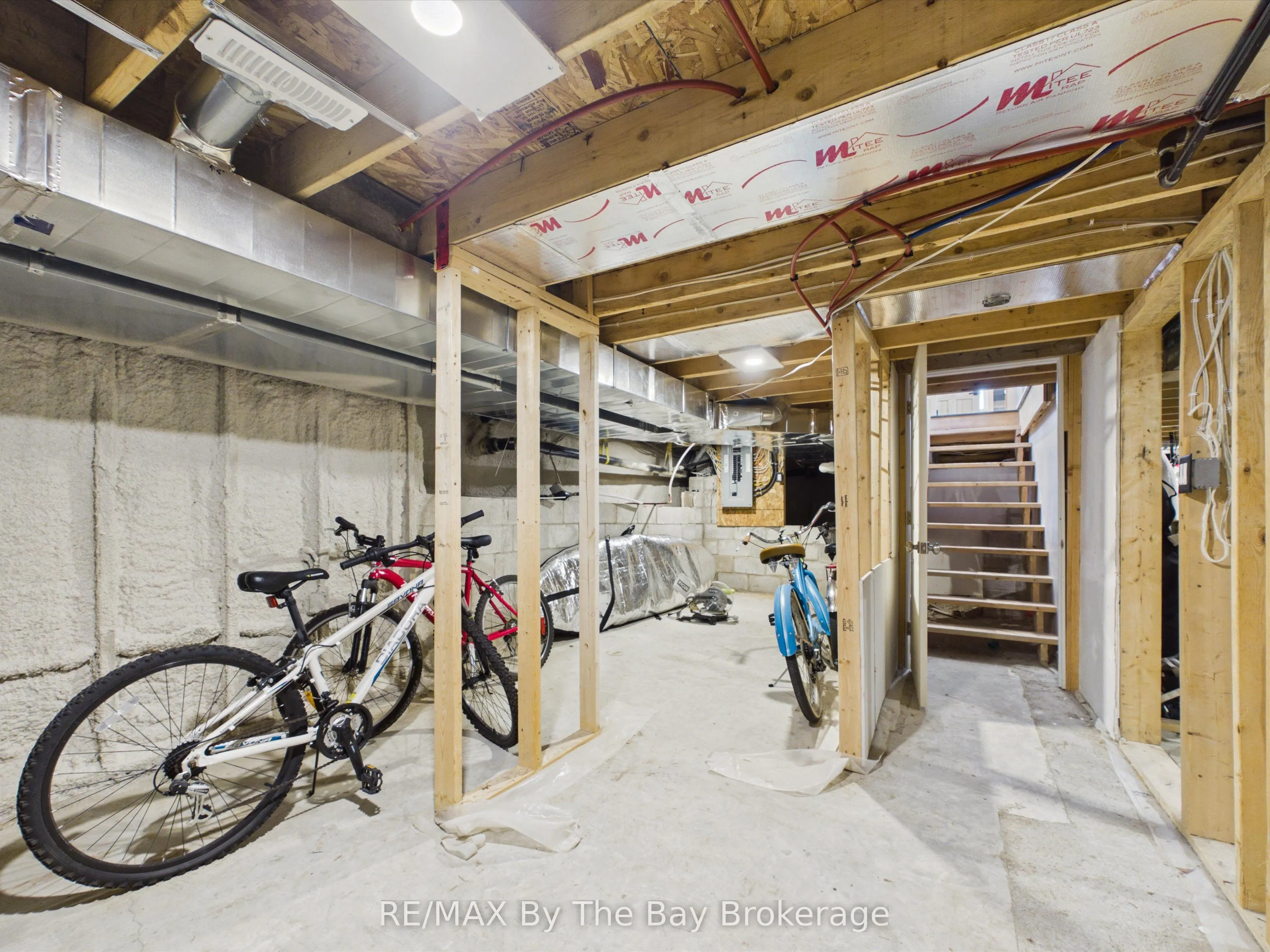 2056 River Road W