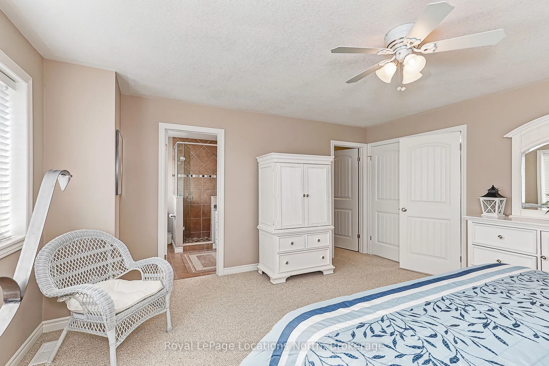 7 Kayla Crescent
