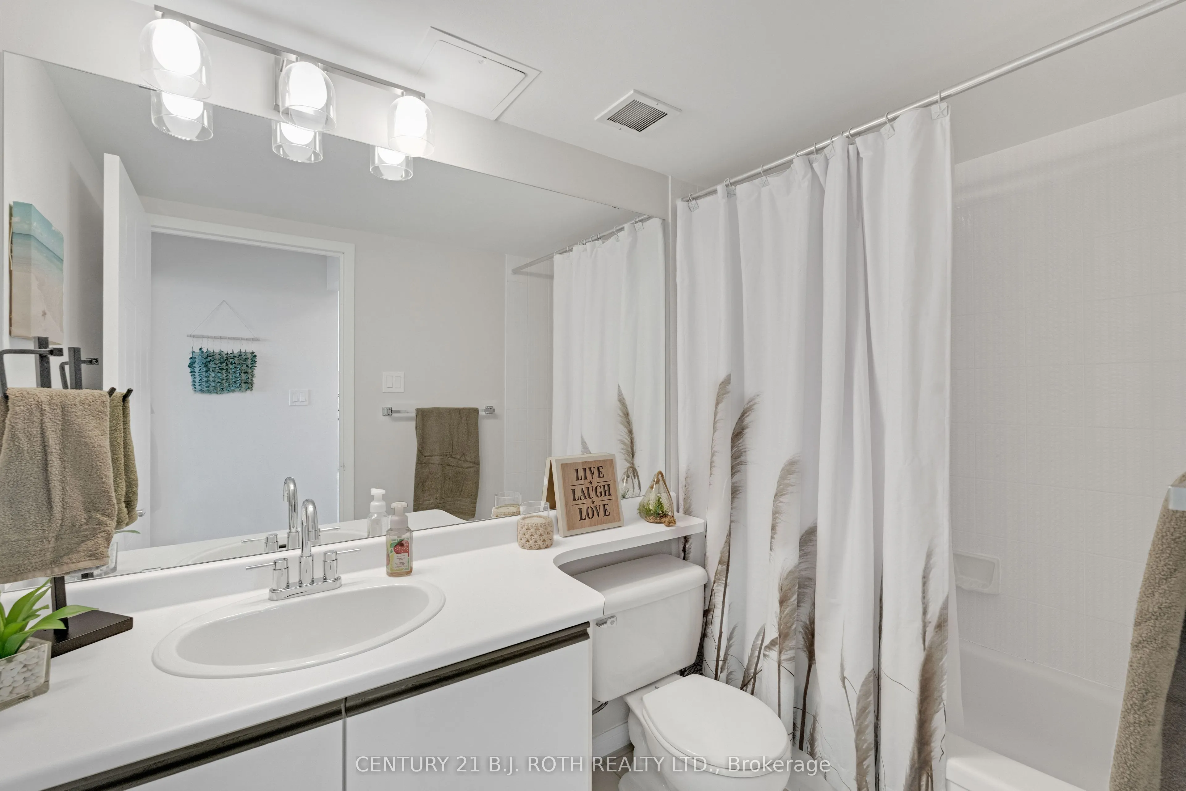 65 Ellen Street #1104