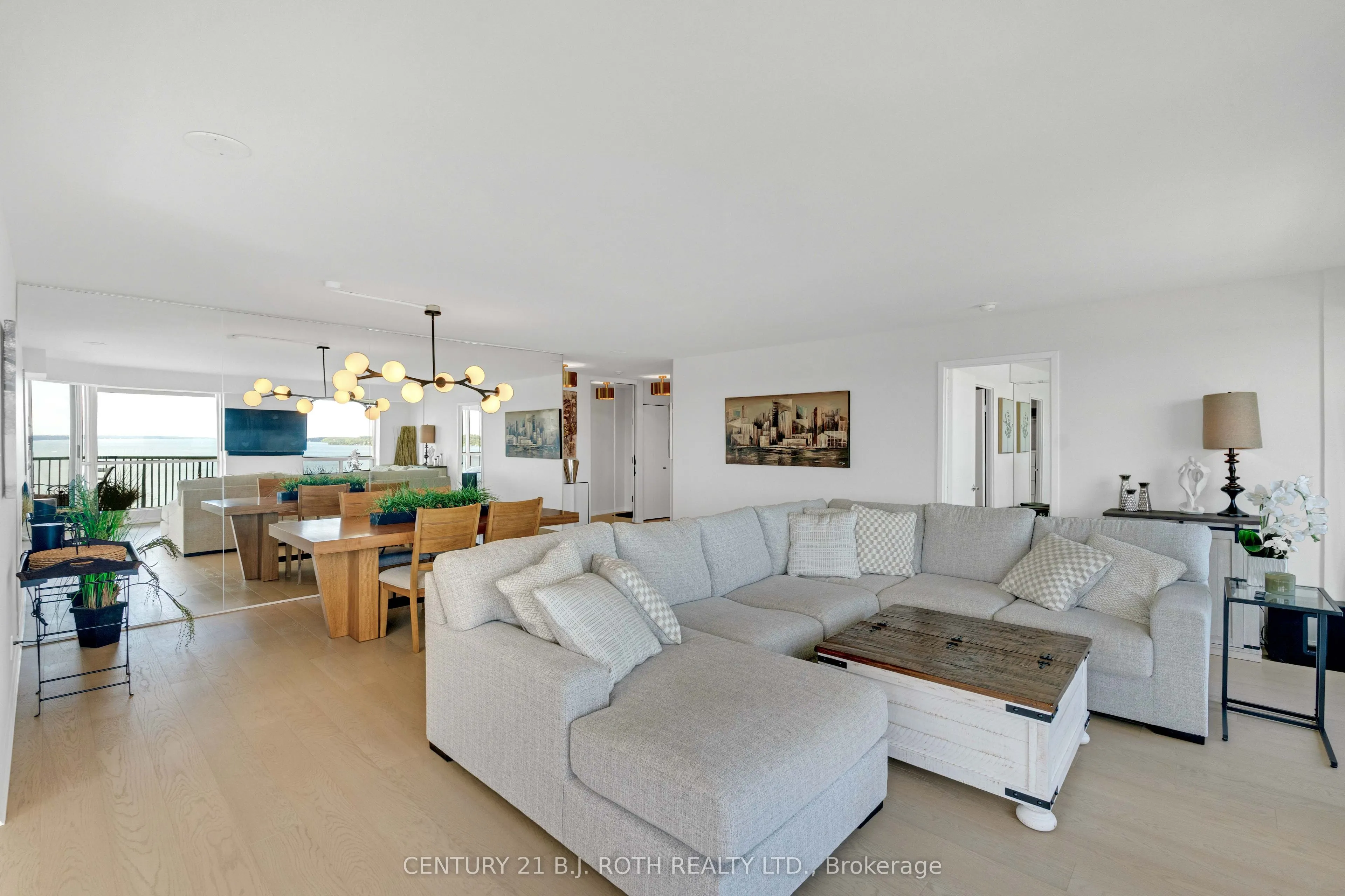 65 Ellen Street #1104