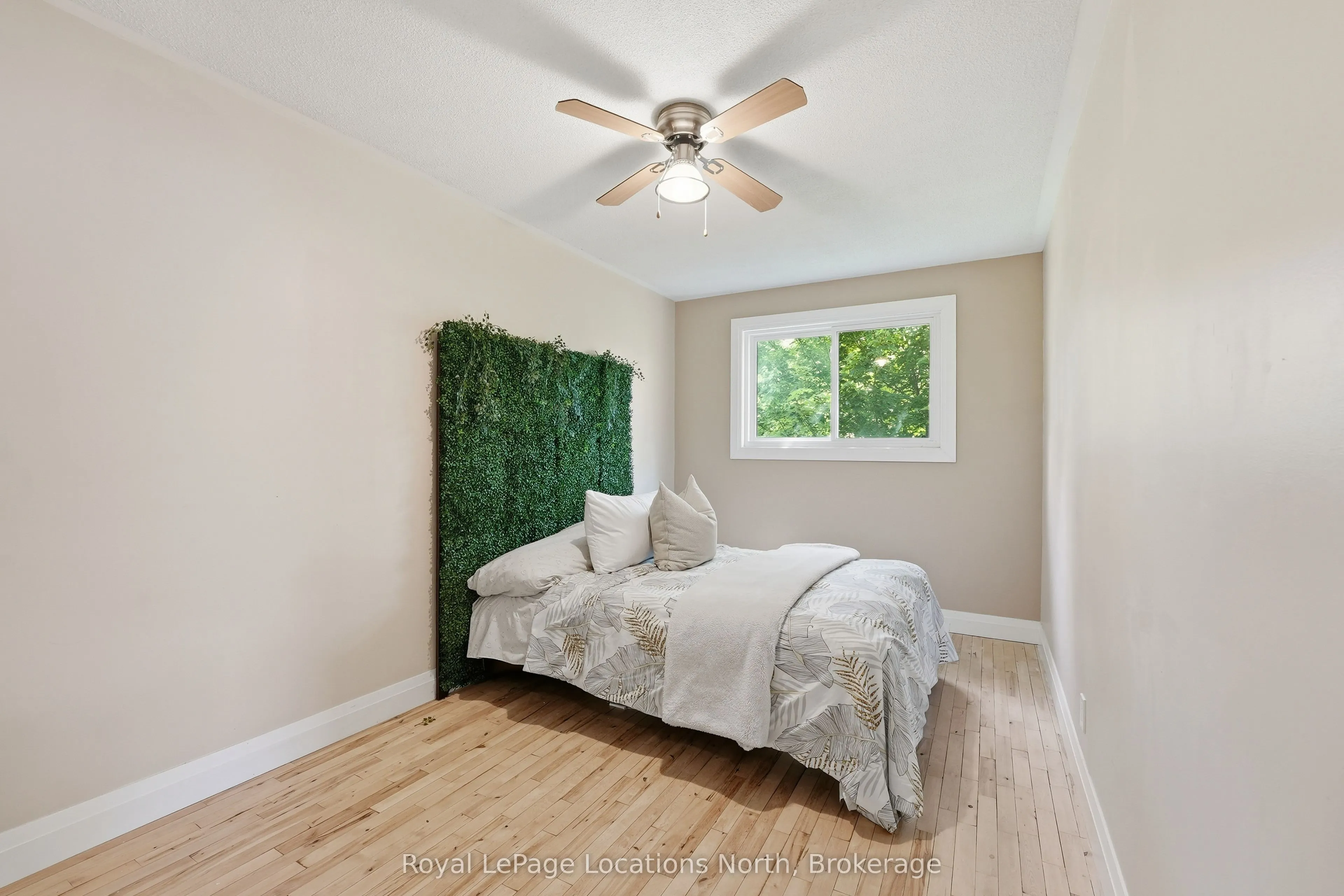 32 Courtice Crescent