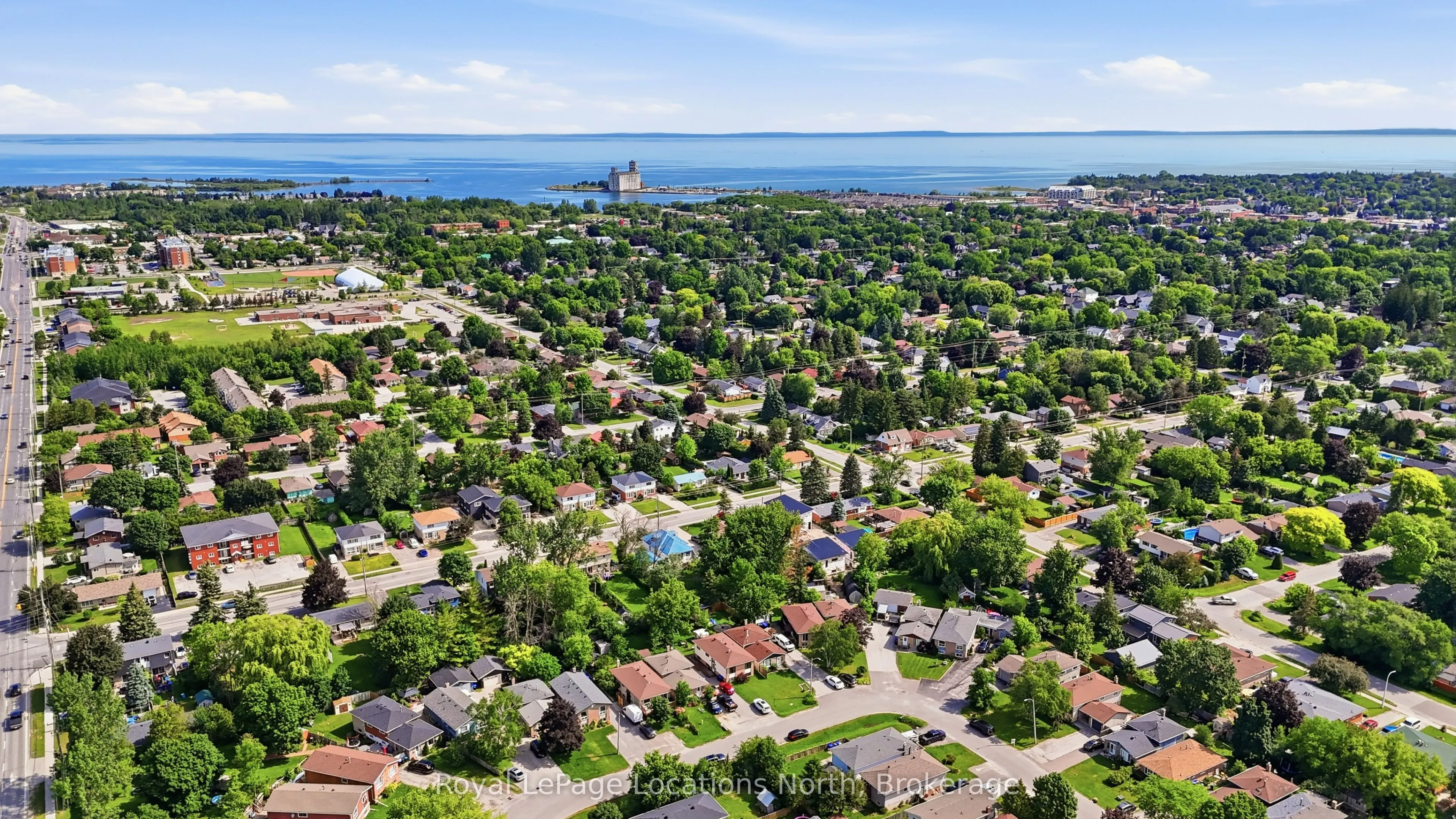 32 Courtice Crescent