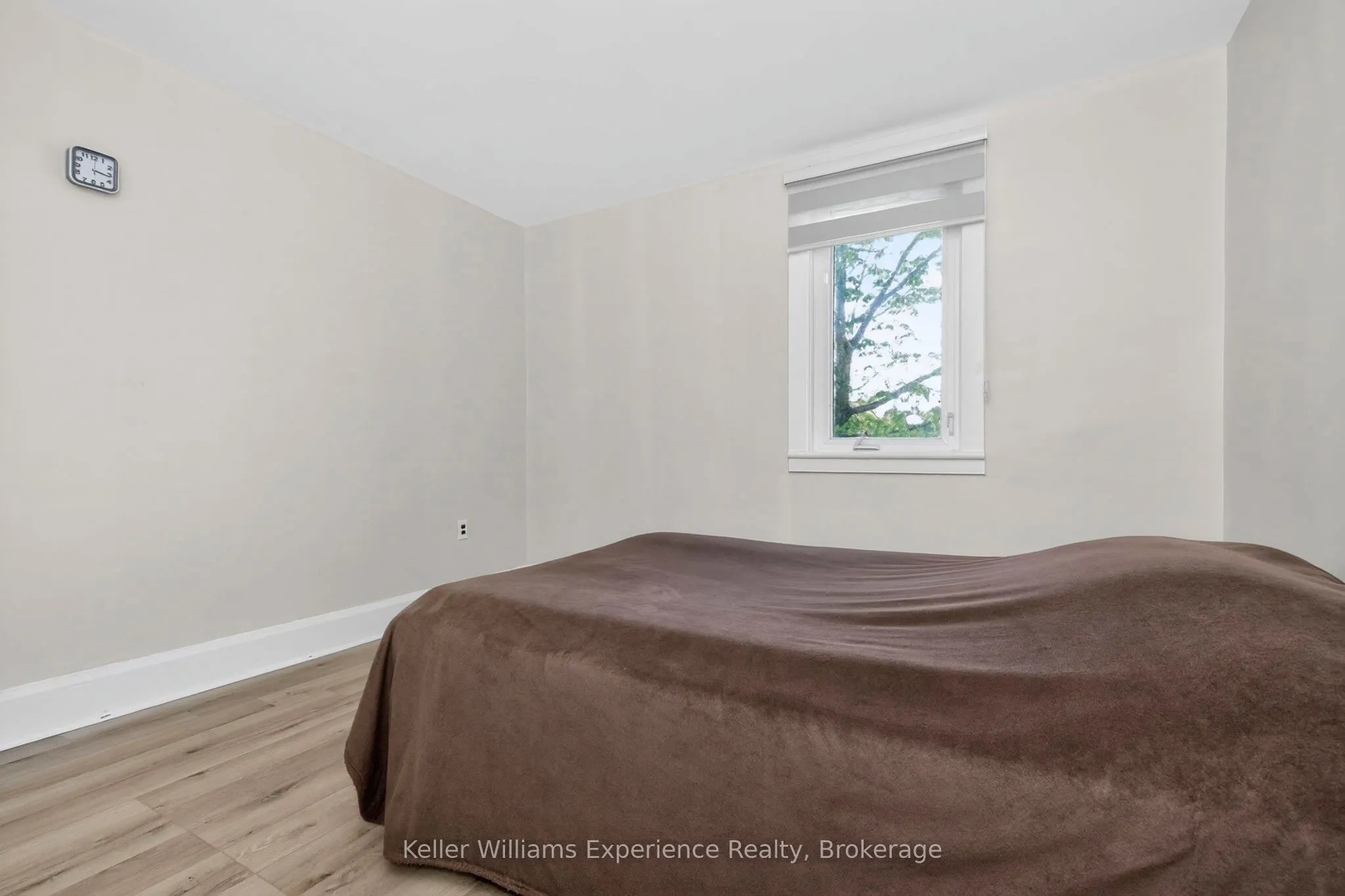 239 Oak Street