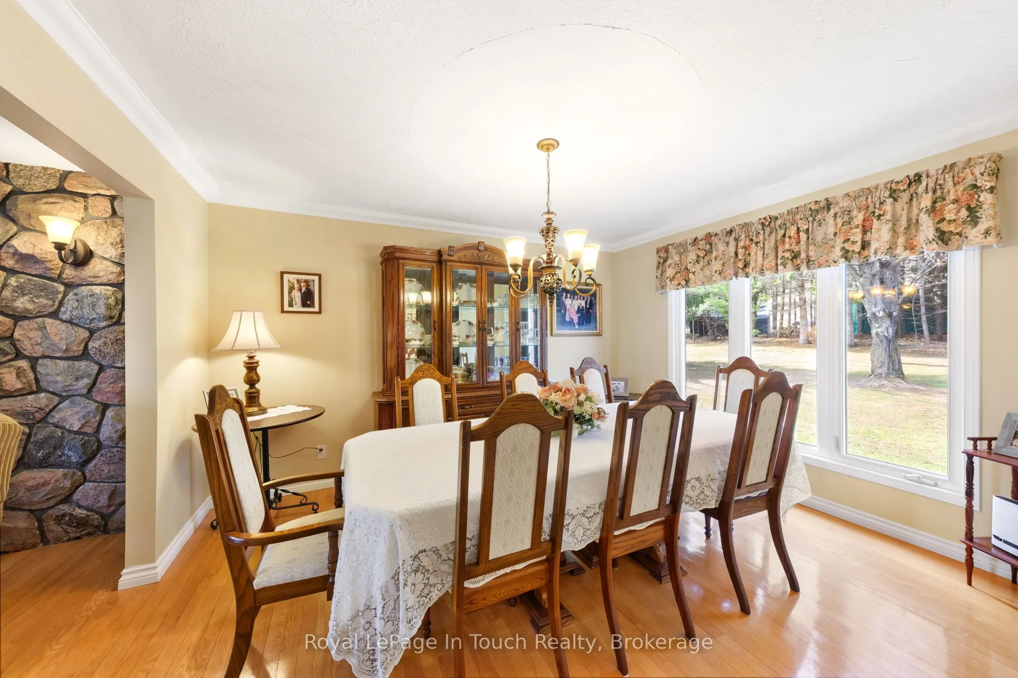 756 Champlain Road