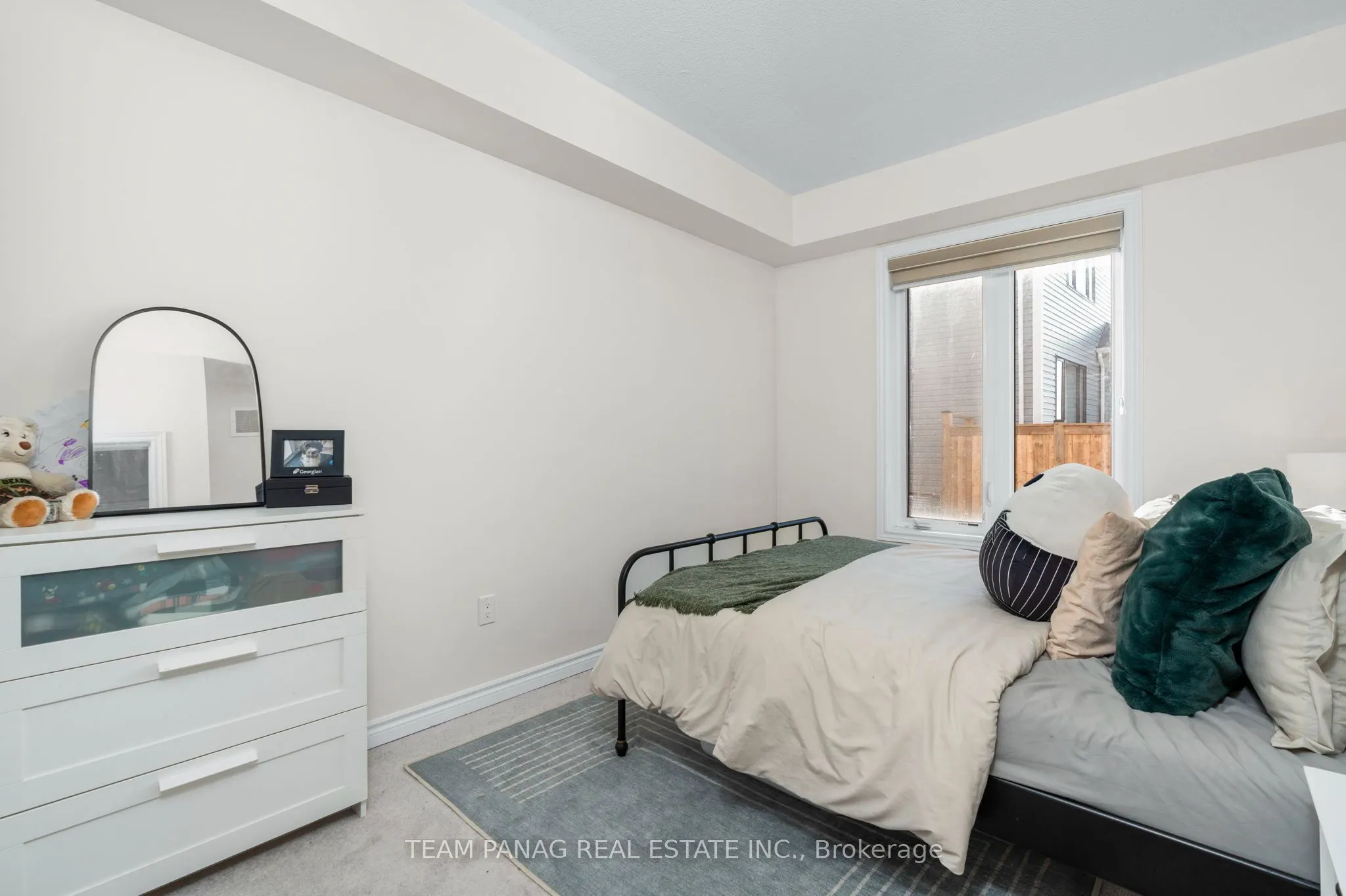 15 Valleybrook Road