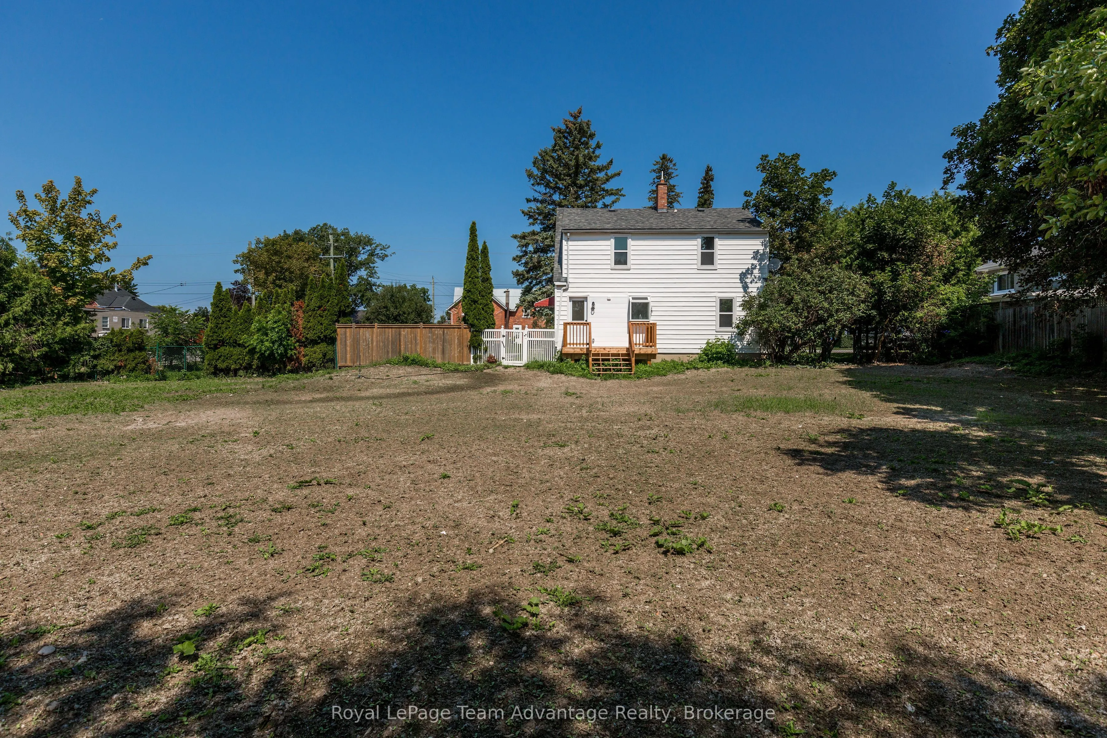 9 Houden Street