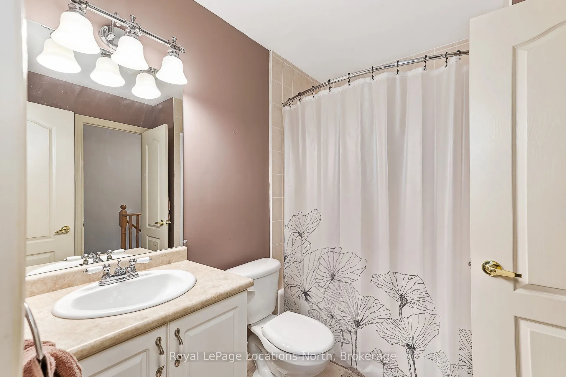 13 Raglan Street #27