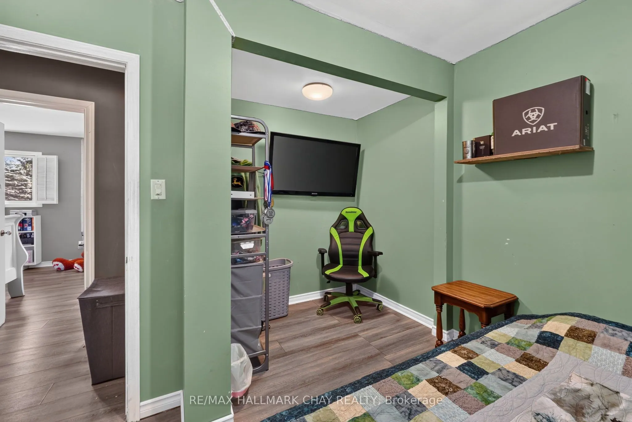 70 North Street W