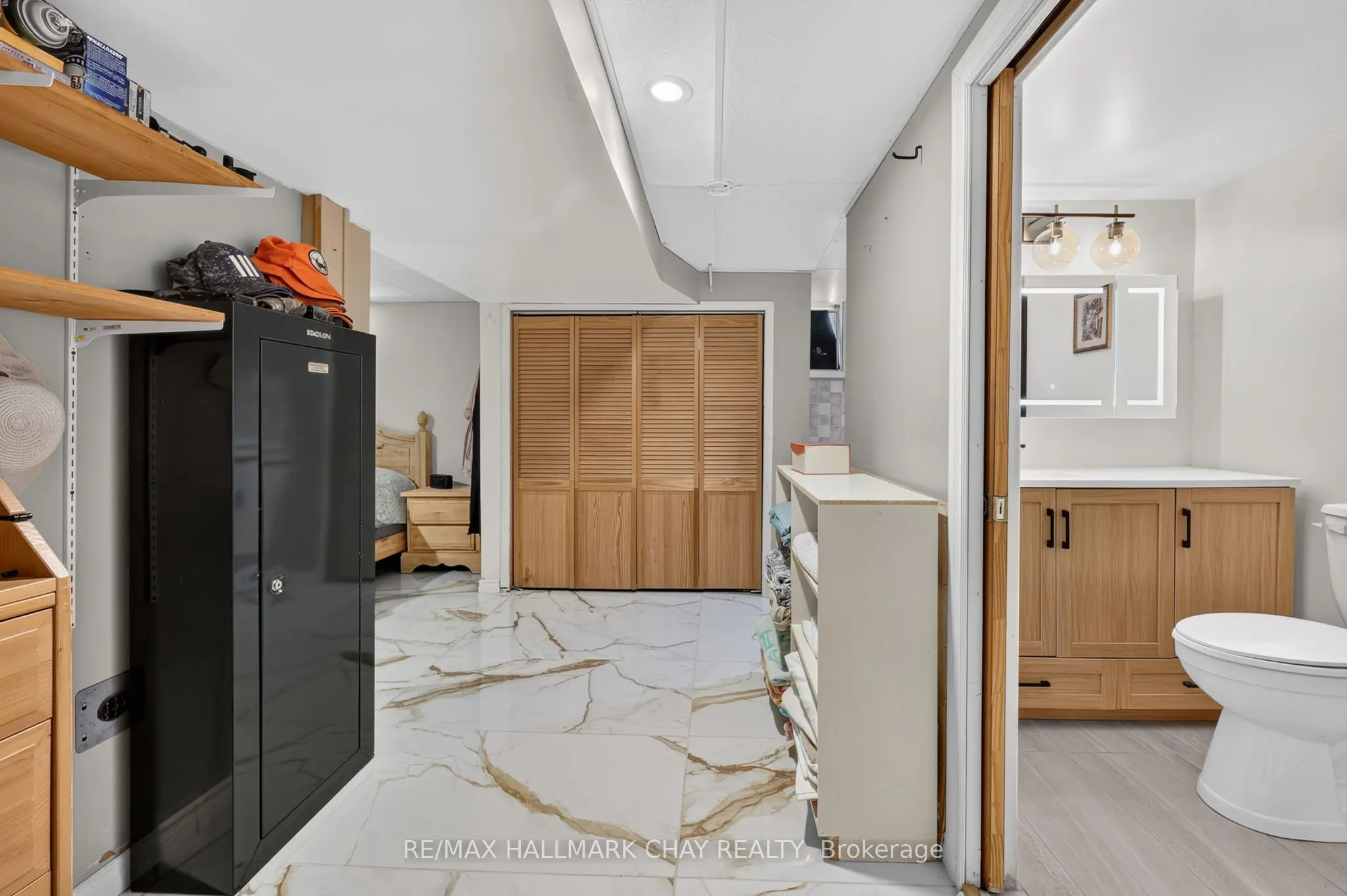 70 North Street W