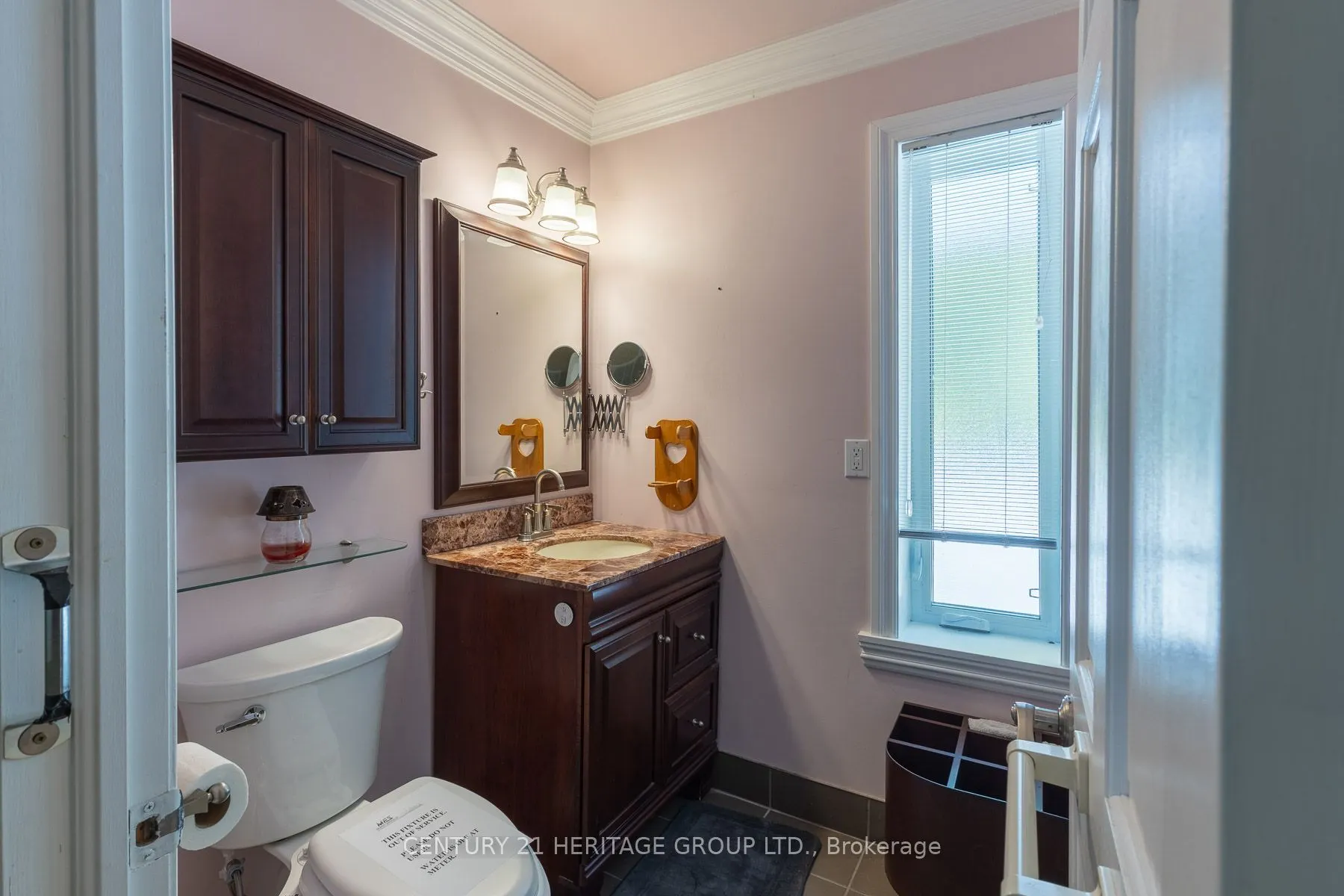 405 Champlain Road