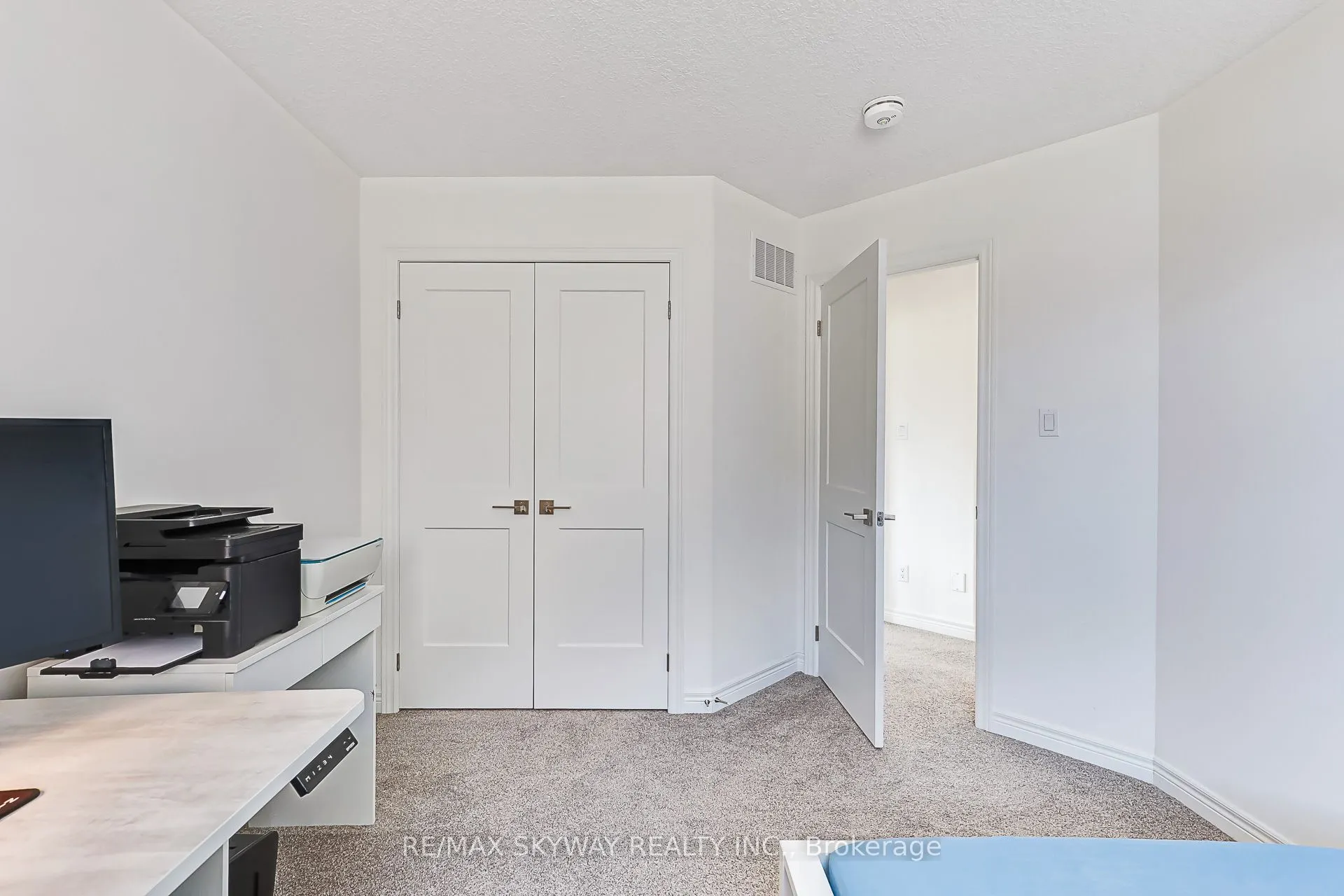 103 Plewes Drive W