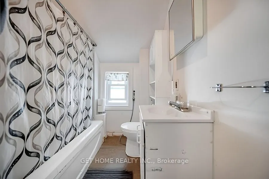 173 Barrie Road