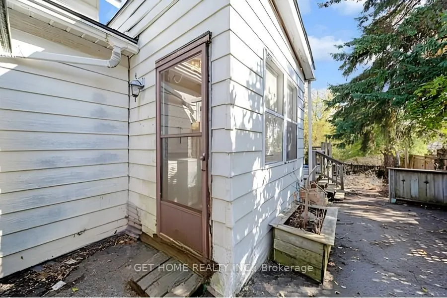 173 Barrie Road