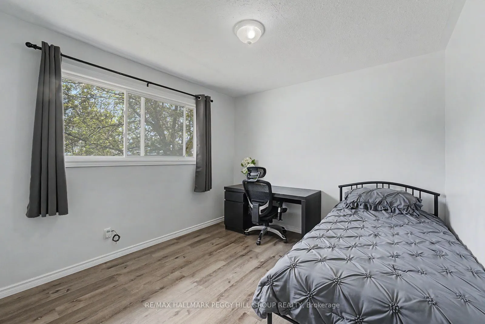 22 Olive Crescent