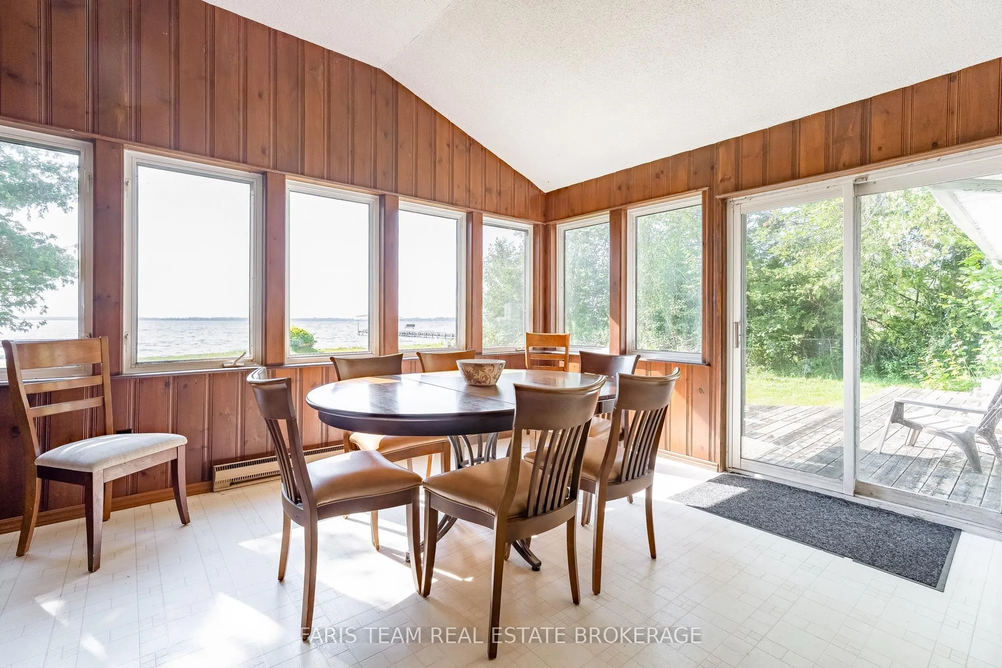 1467 Cunningham Crescent