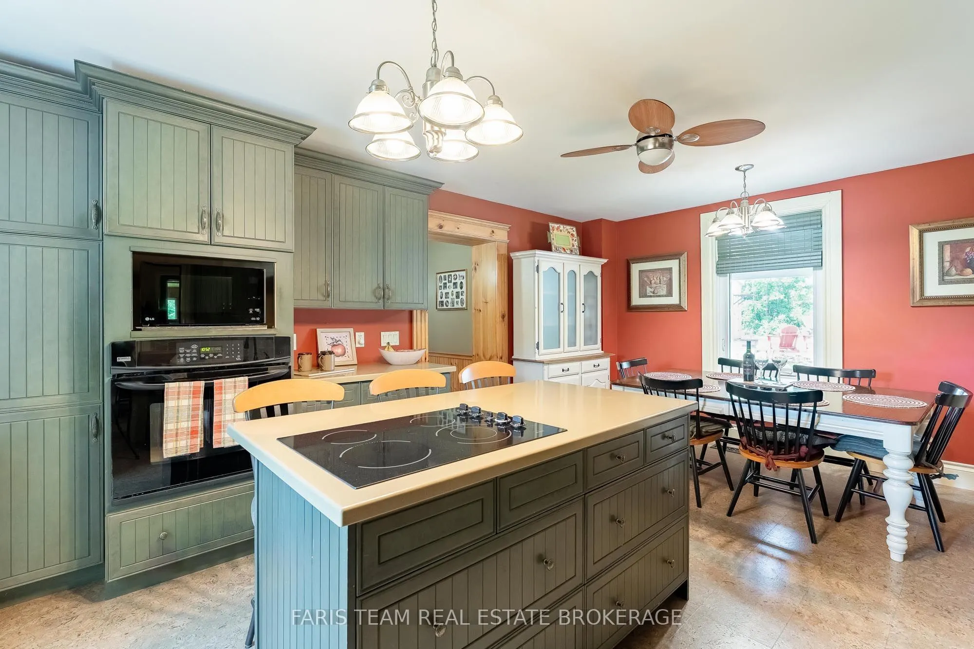 2289 Kinnear Side Road