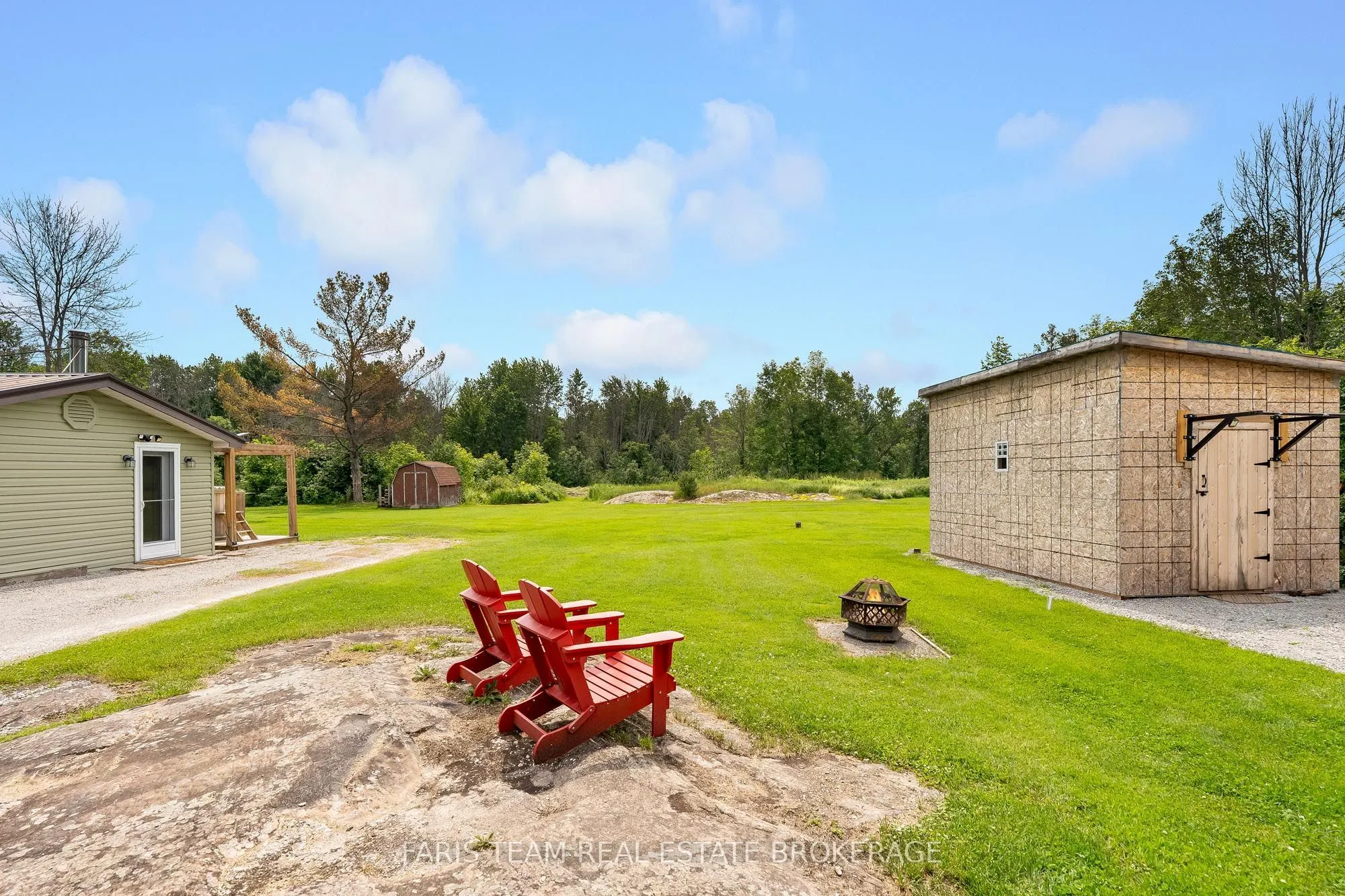 2289 Kinnear Side Road