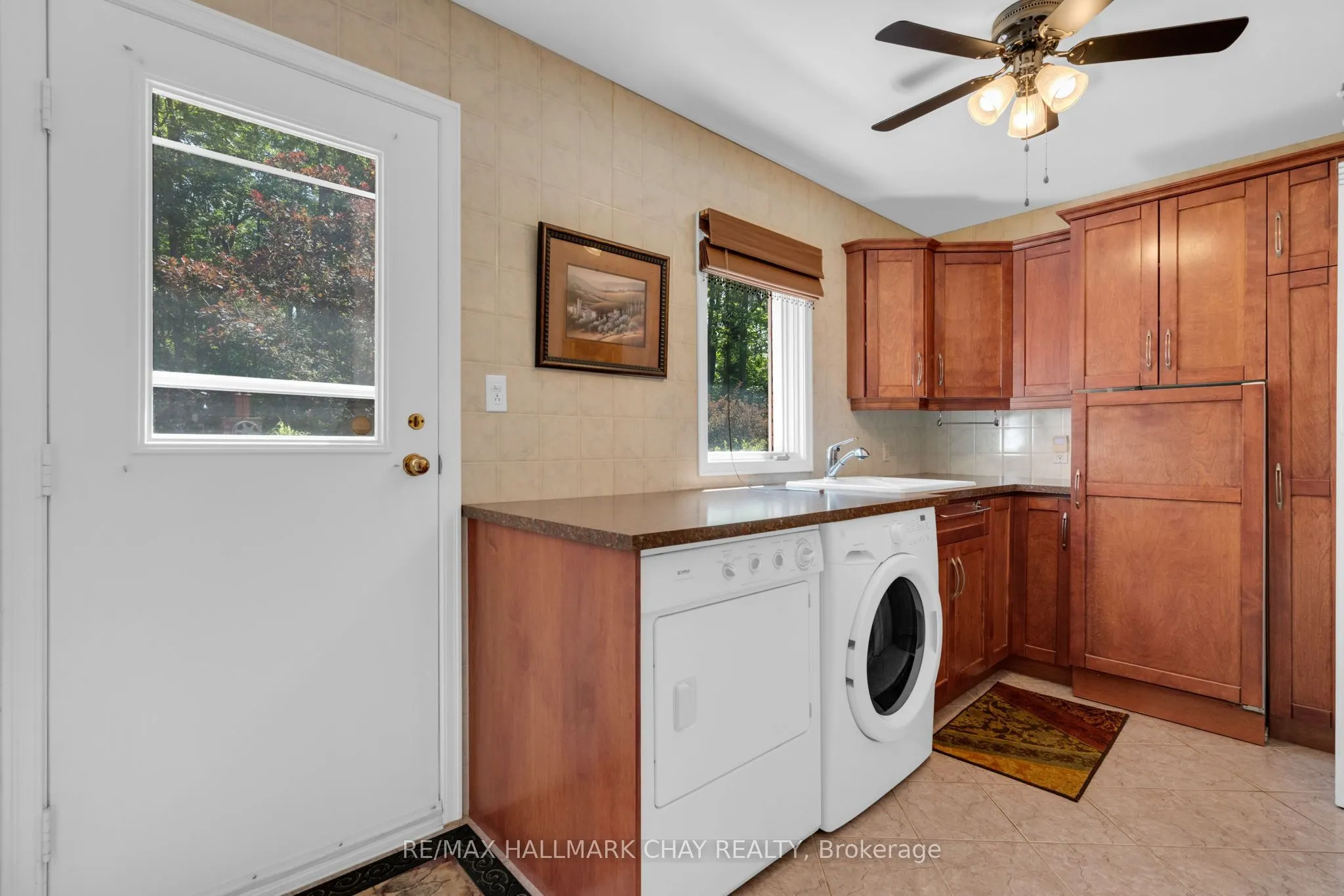 24 Woodland Crescent