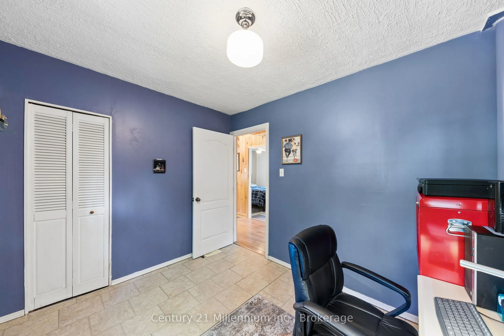 25 Glendale Avenue