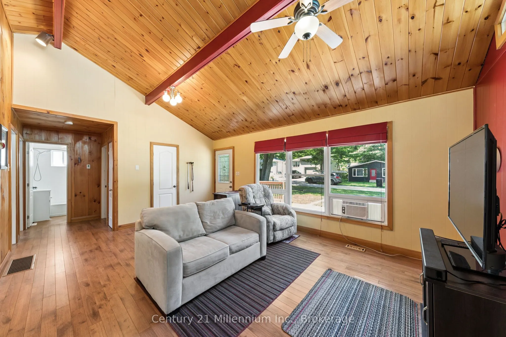 25 Glendale Avenue