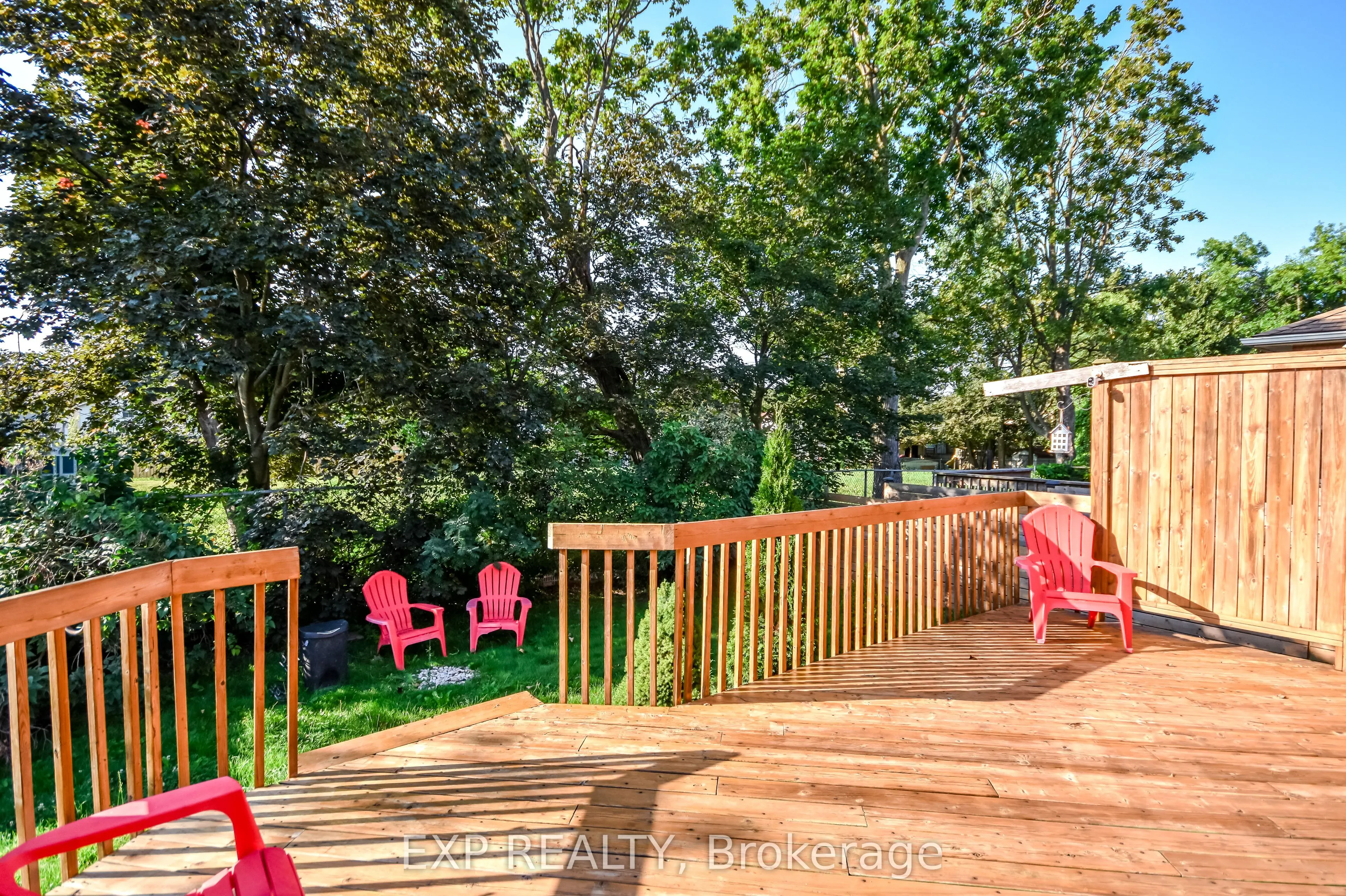 157 Livingstone Street W